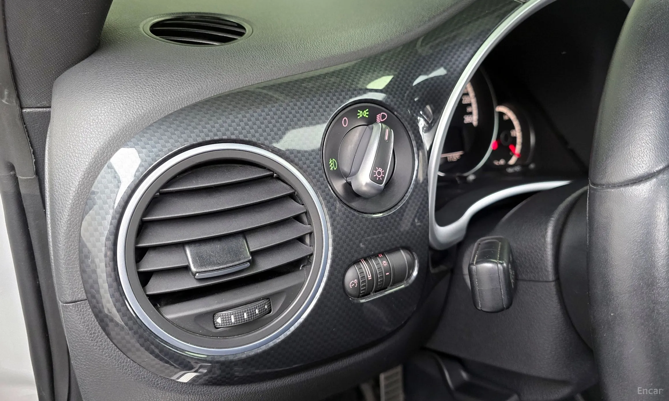 Volkswagen The Beetle превью 18
