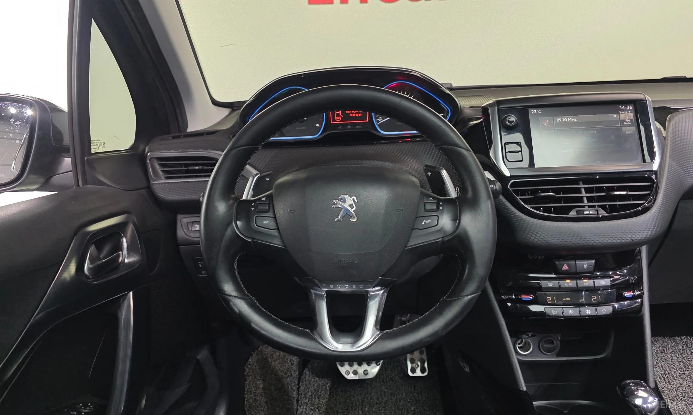 Peugeot 2008. превью 12