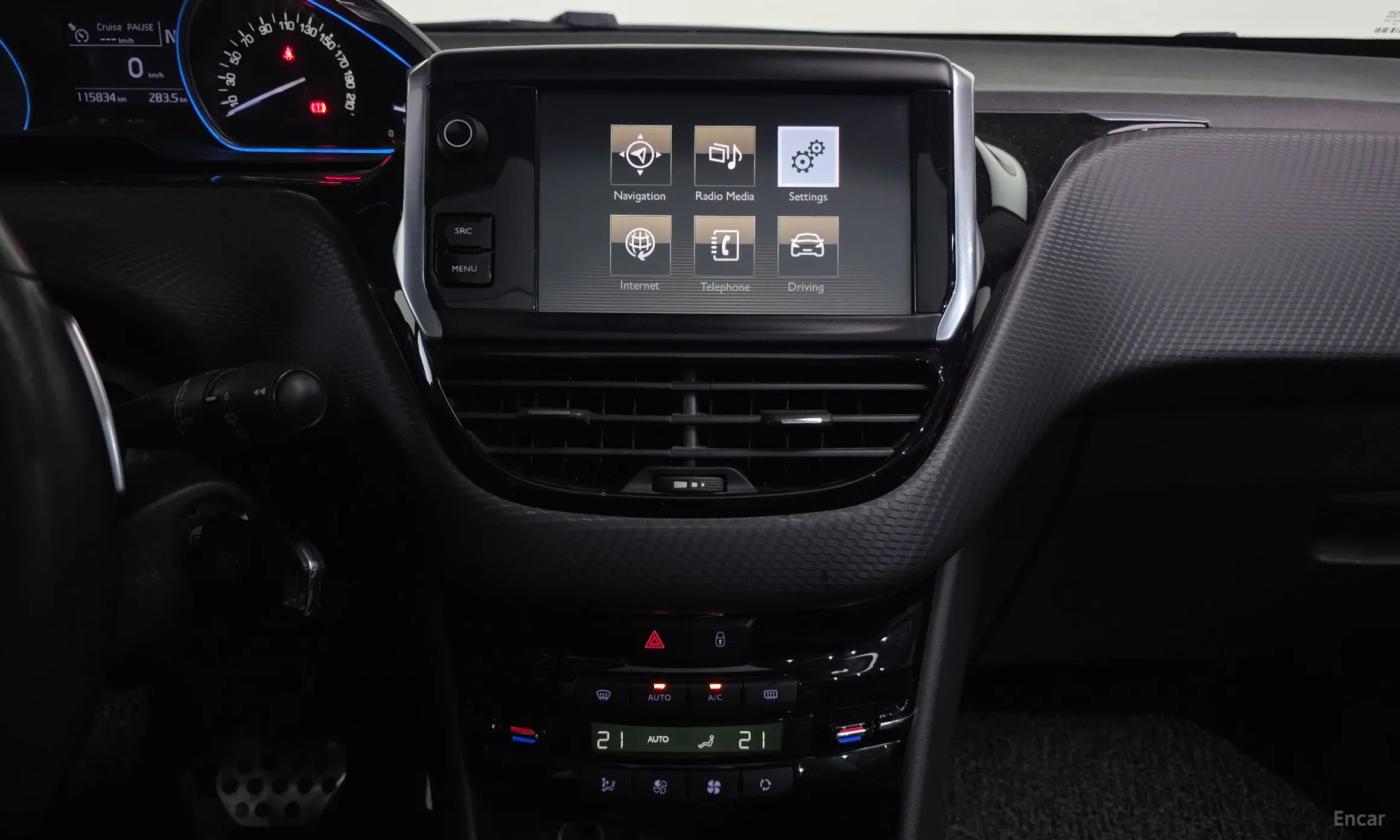 Peugeot 2008. превью 13