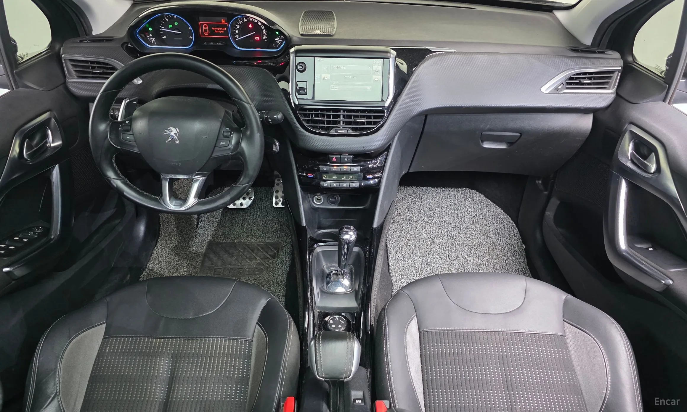 Peugeot 2008. превью 7