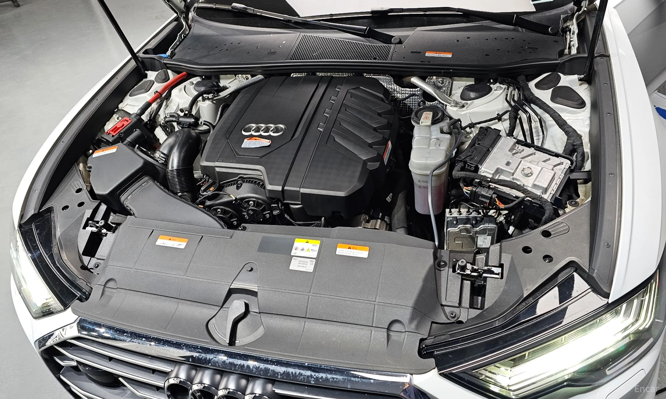 Audi A6 (C8) превью 6