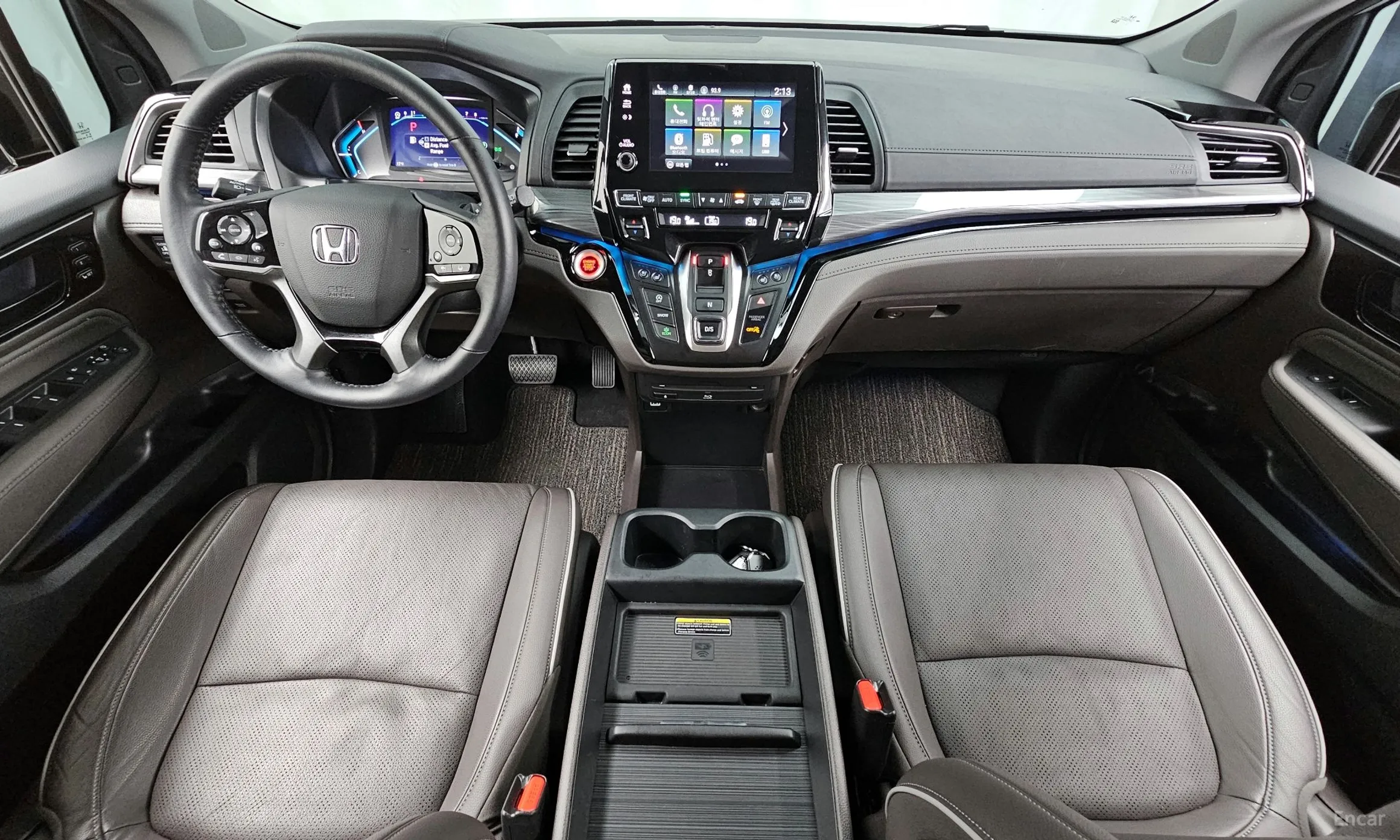 Honda Odyssey превью 7
