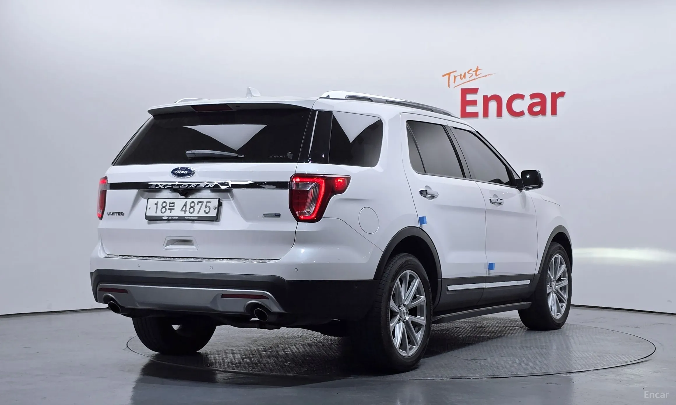 Ford Explorer превью 2