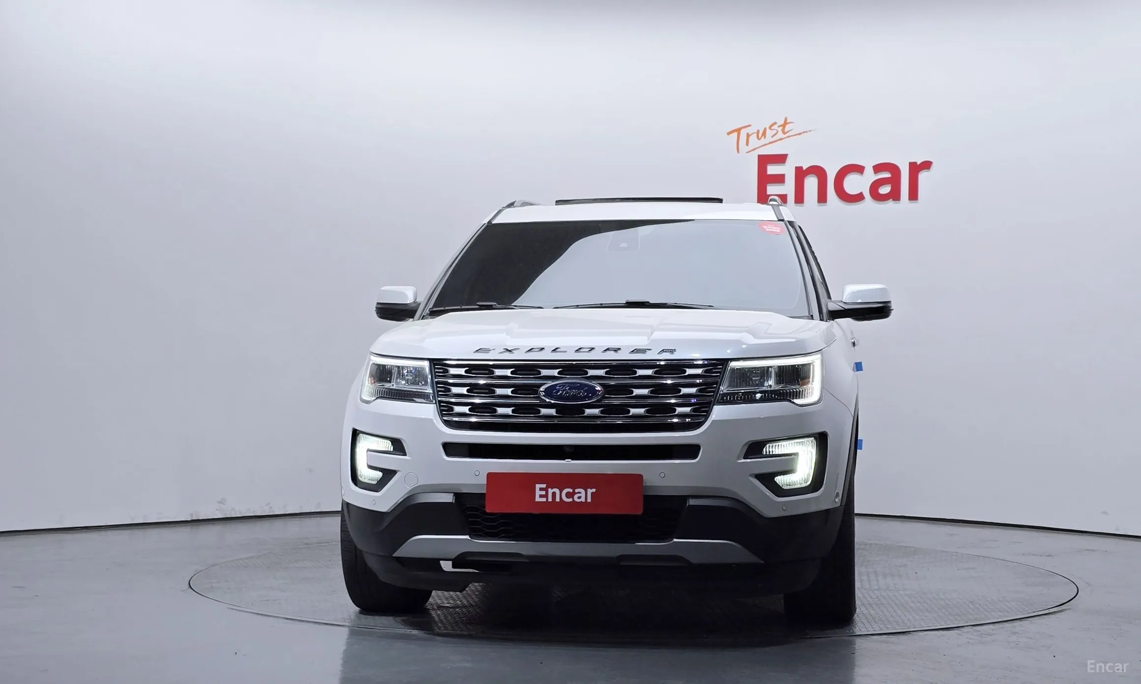 Ford Explorer превью 3