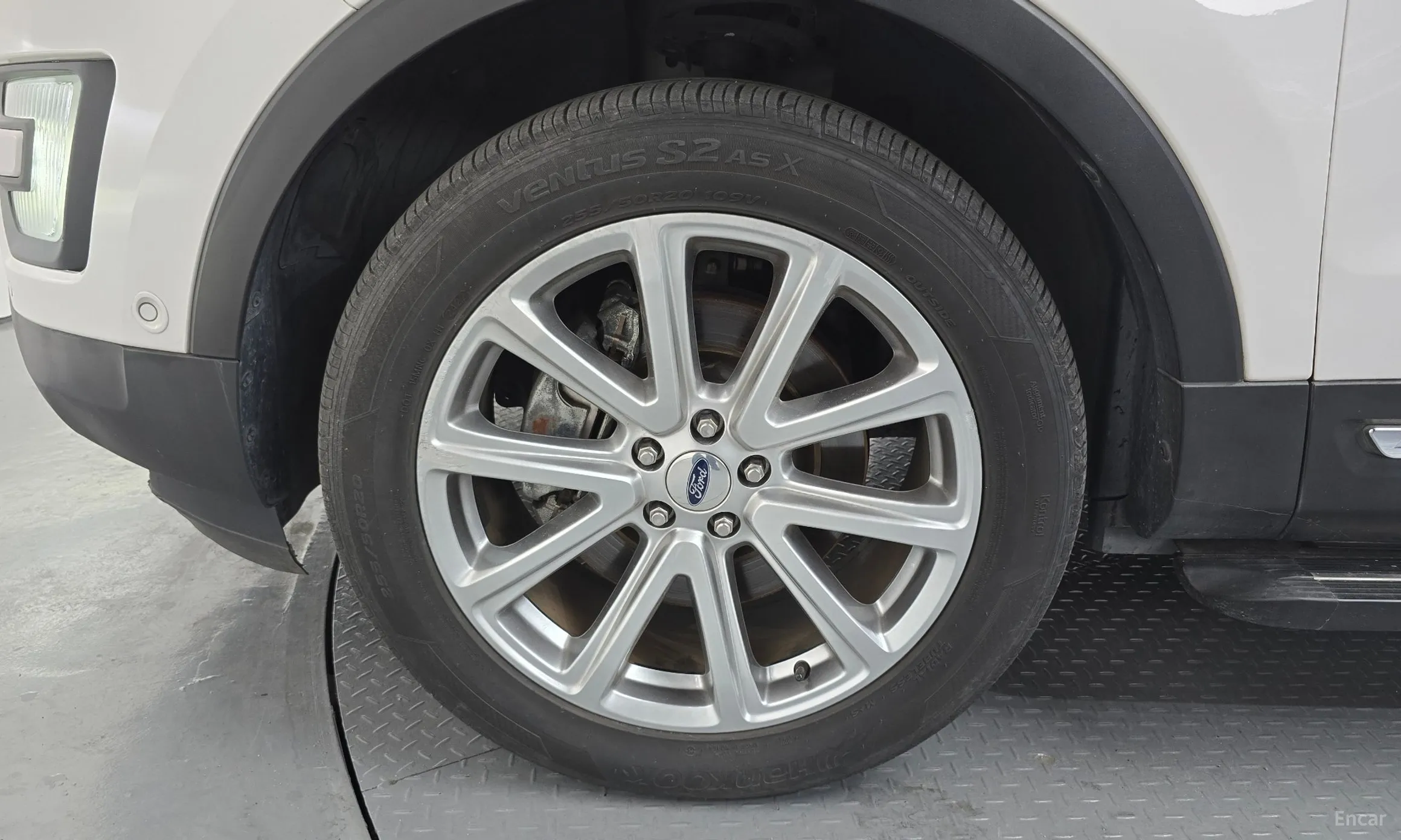 Ford Explorer превью 5