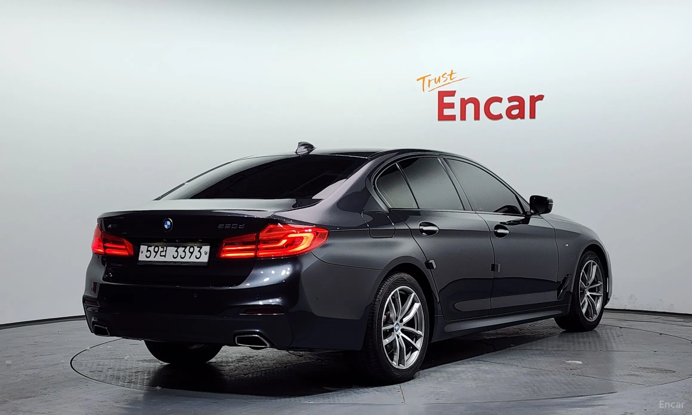 BMW 5 Series (G30)