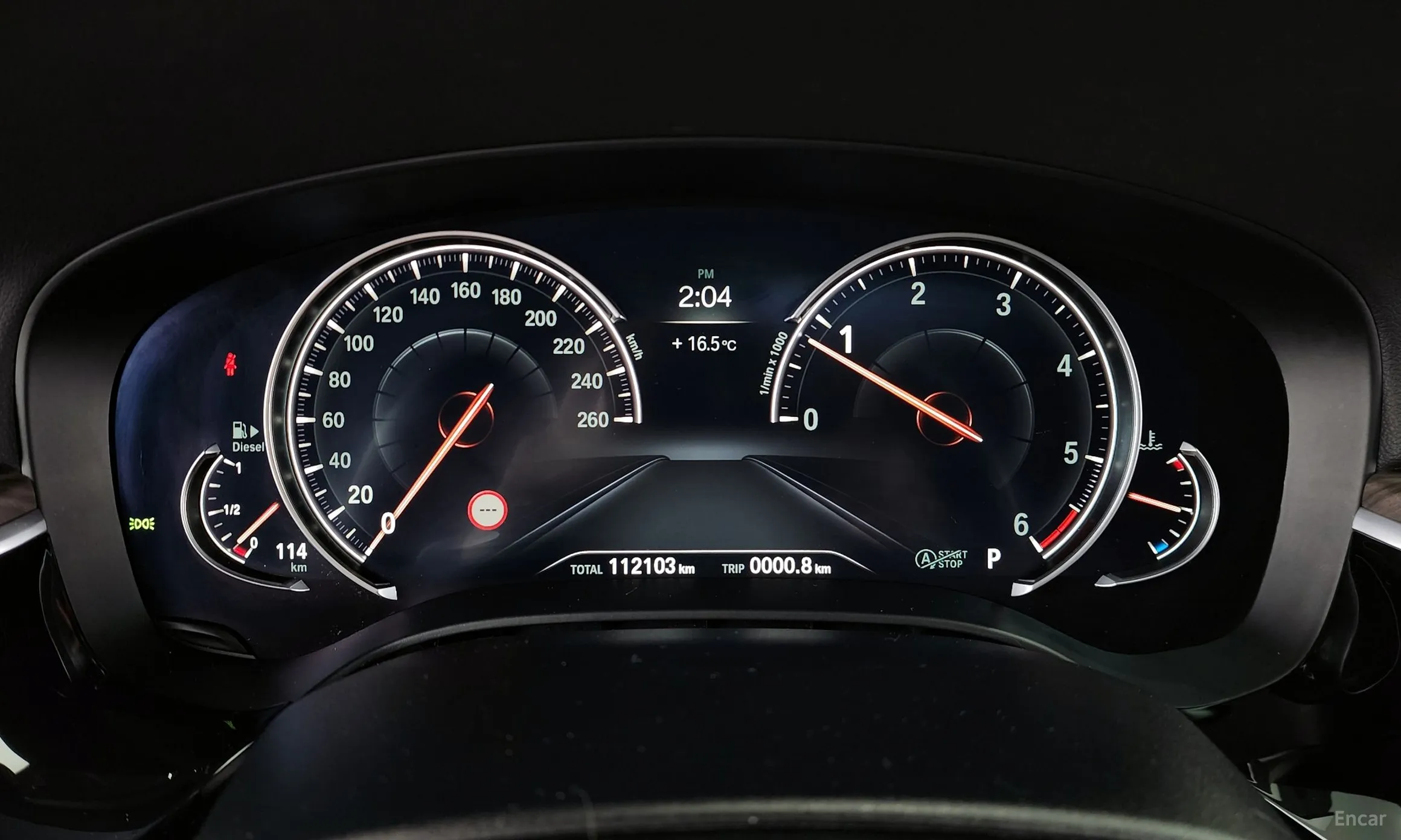 BMW 5 Series (G30) превью 8