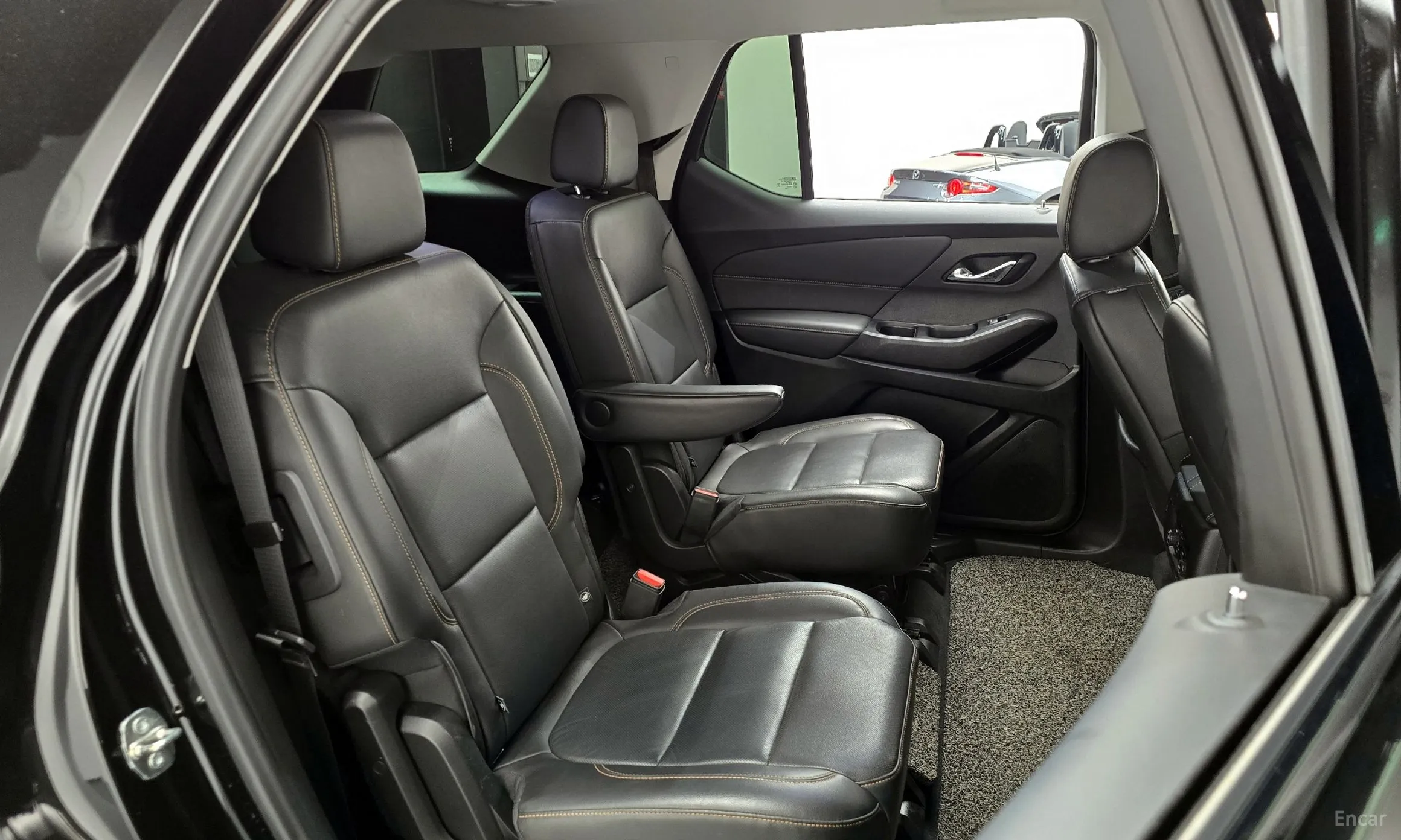 Chevrolet (GM Daewoo) Traverse превью 11