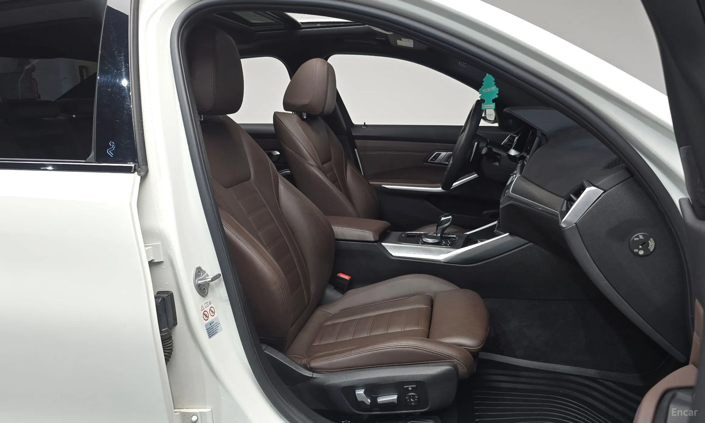 BMW 3 Series (G20) превью 11