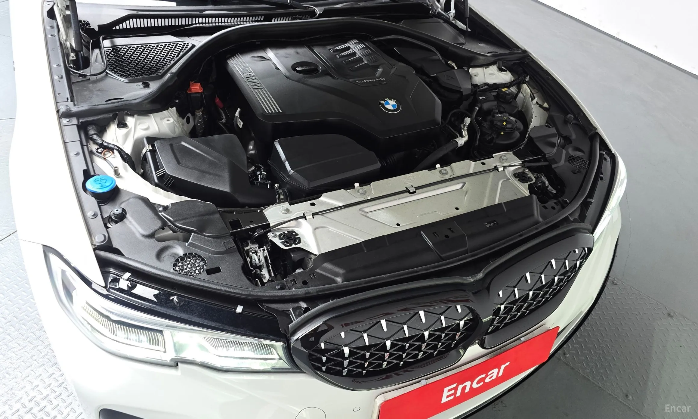 BMW 3 Series (G20) превью 6
