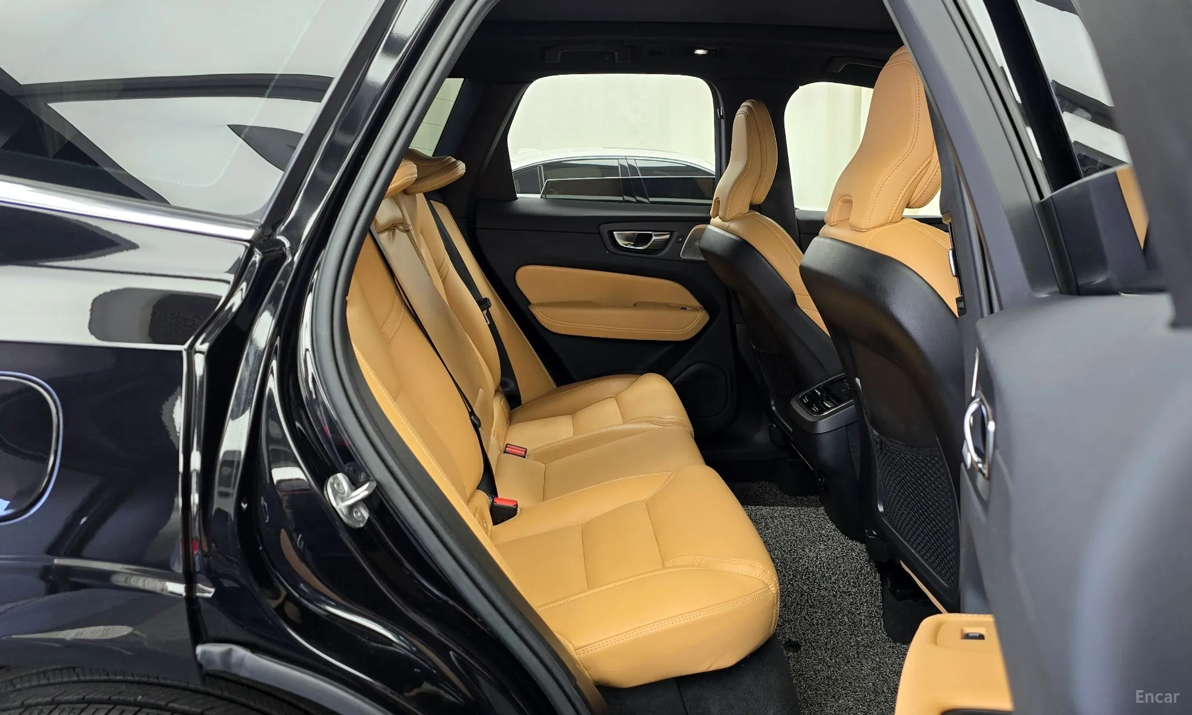 Volvo XC60 Gen 2 превью 11