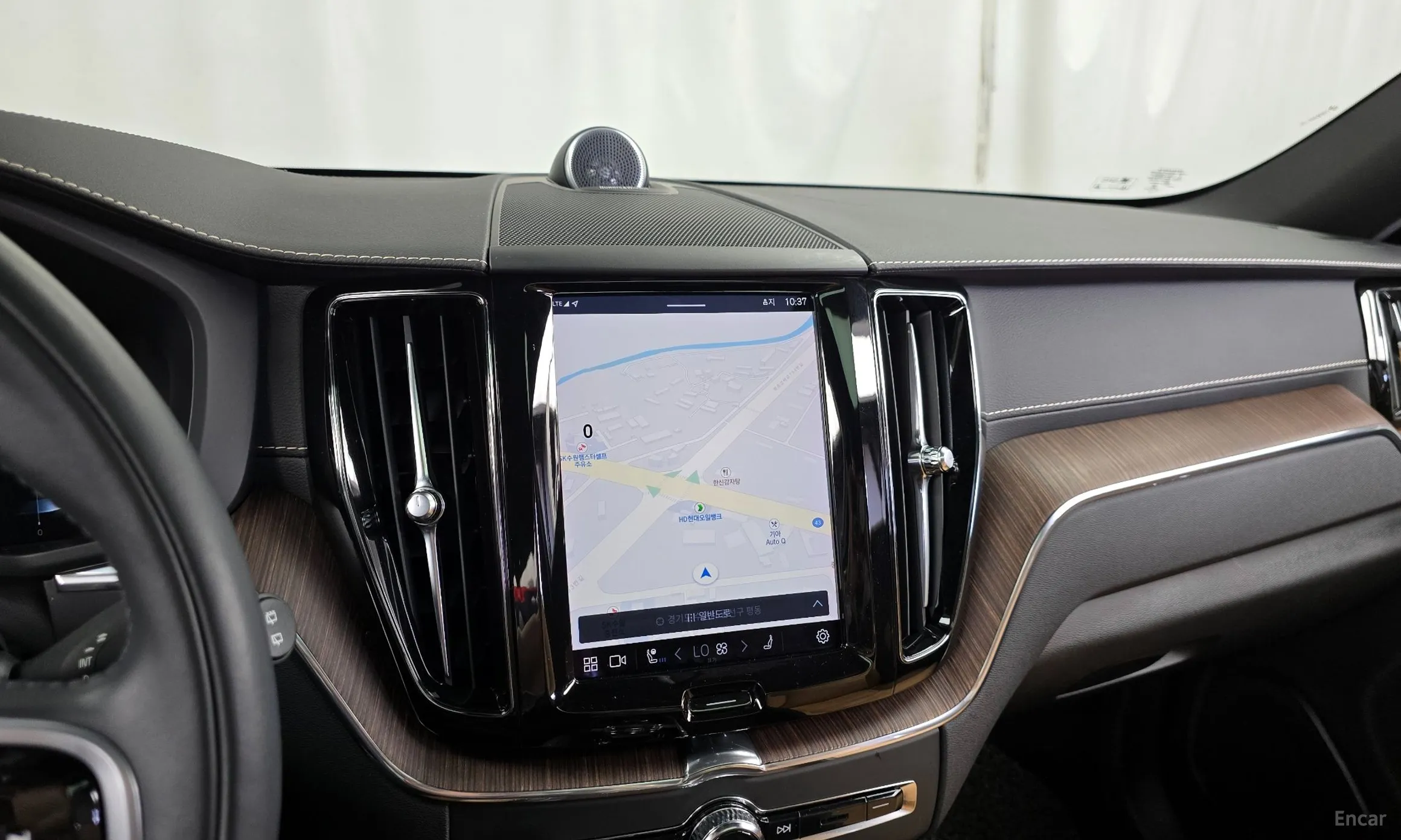 Volvo XC60 Gen 2 превью 12