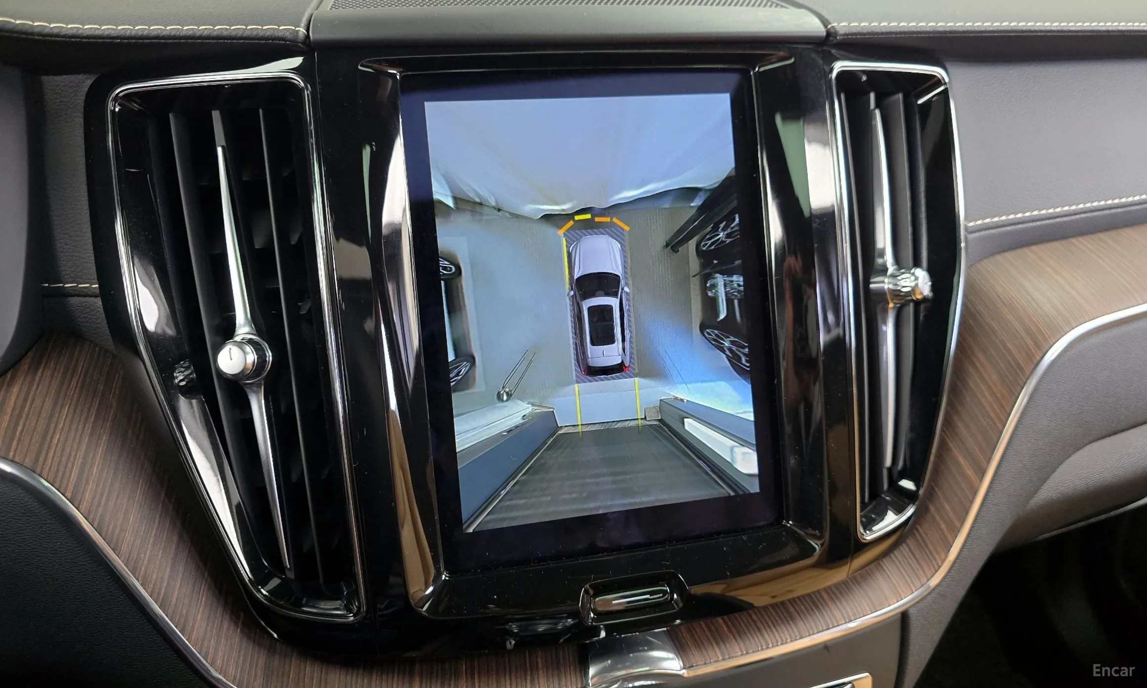 Volvo XC60 Gen 2 превью 15