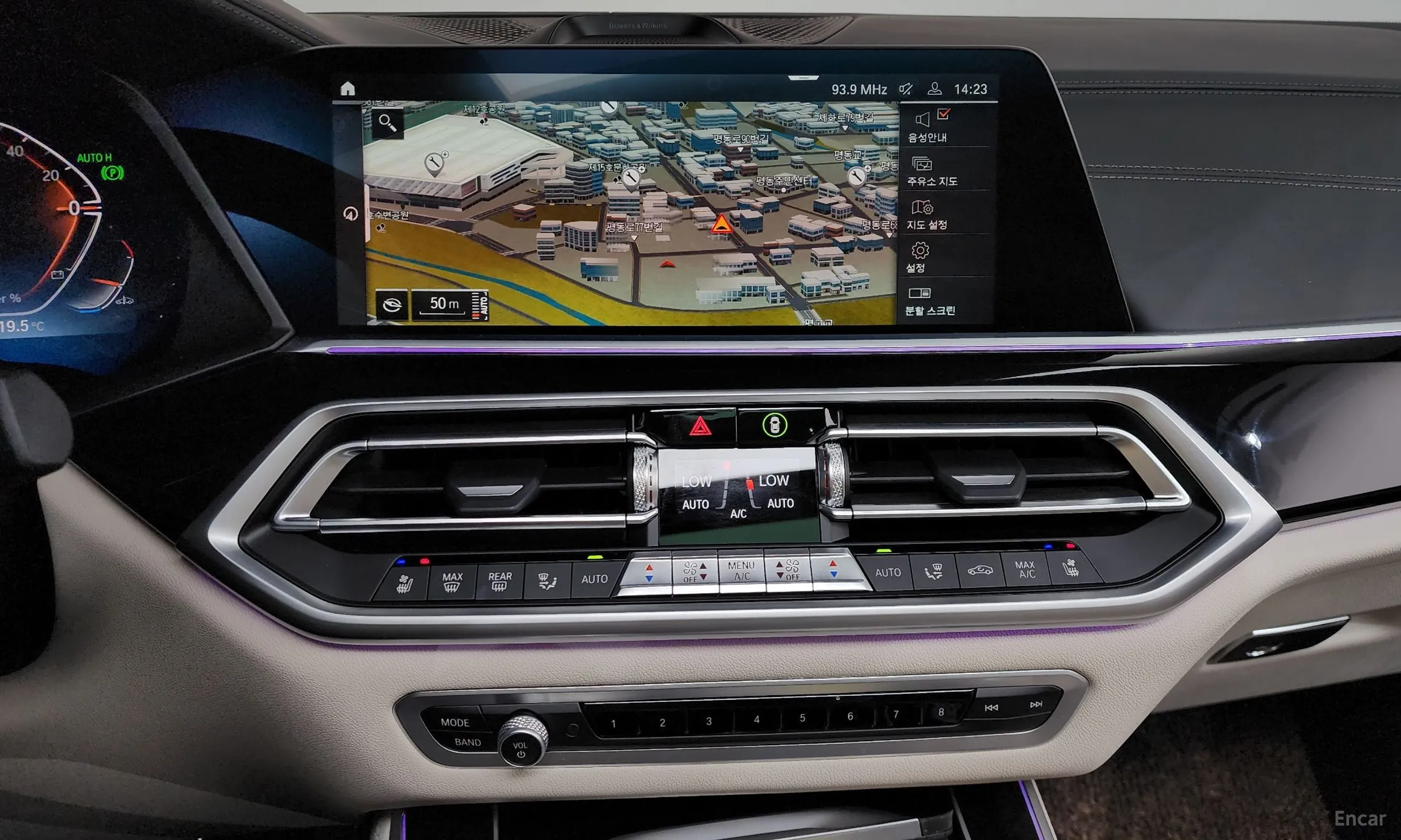 BMW X5 (G05) превью 12