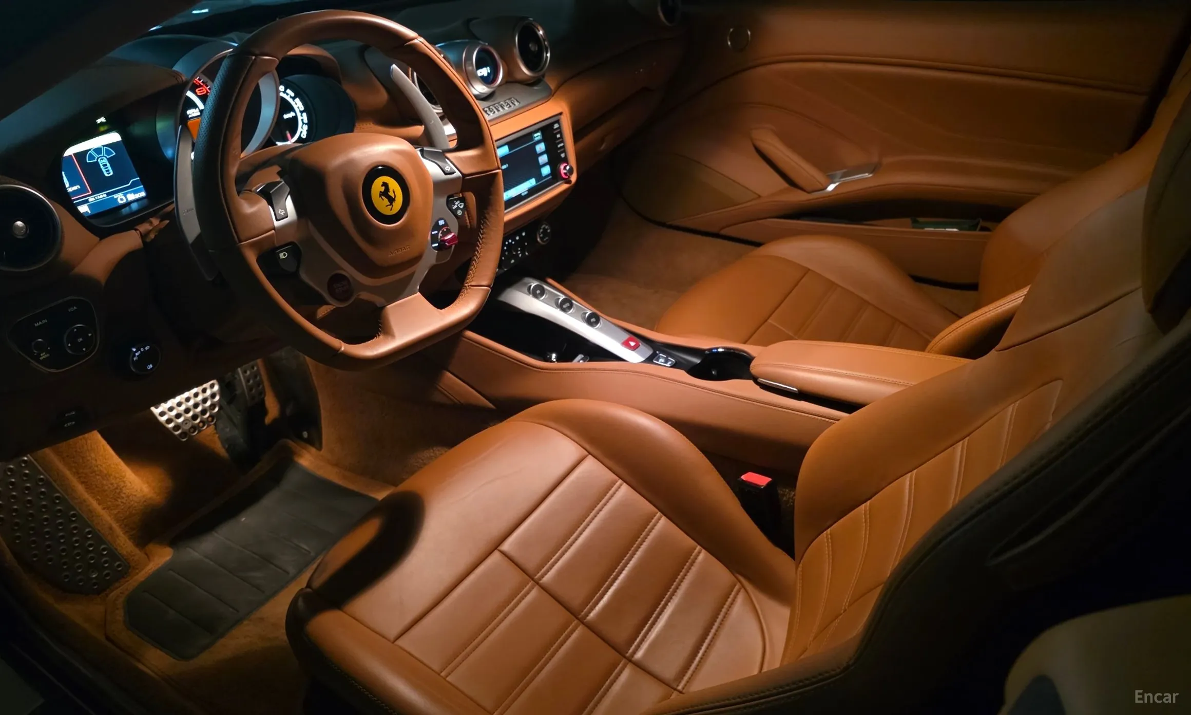 Ferrari California превью 12