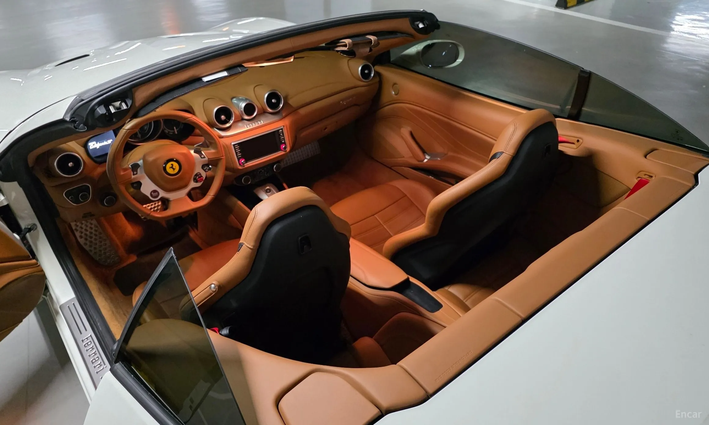 Ferrari California превью 14