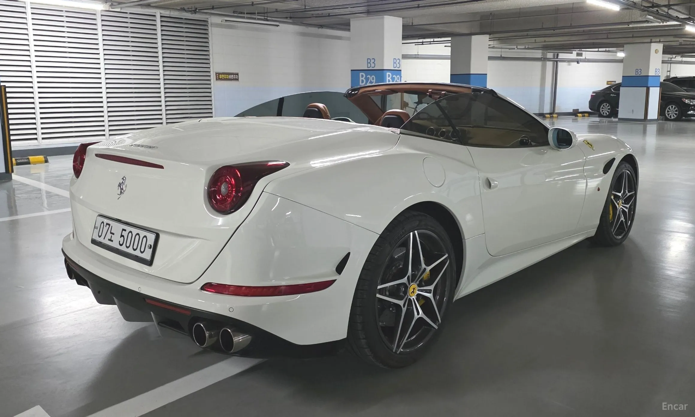 Ferrari California превью 3