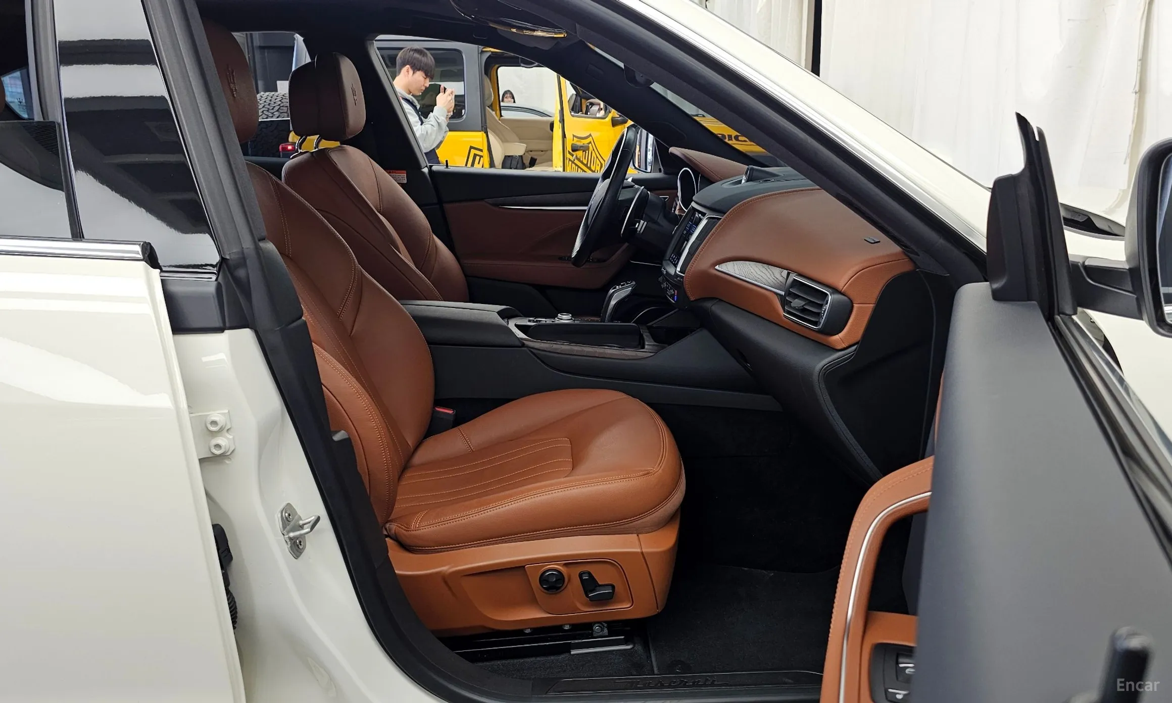 Maserati Levante превью 11