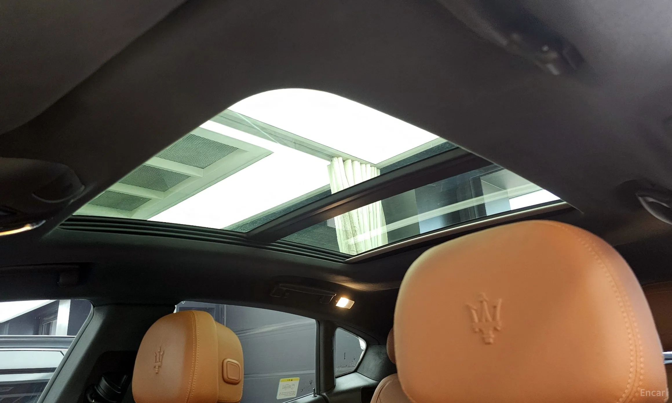 Maserati Levante превью 18