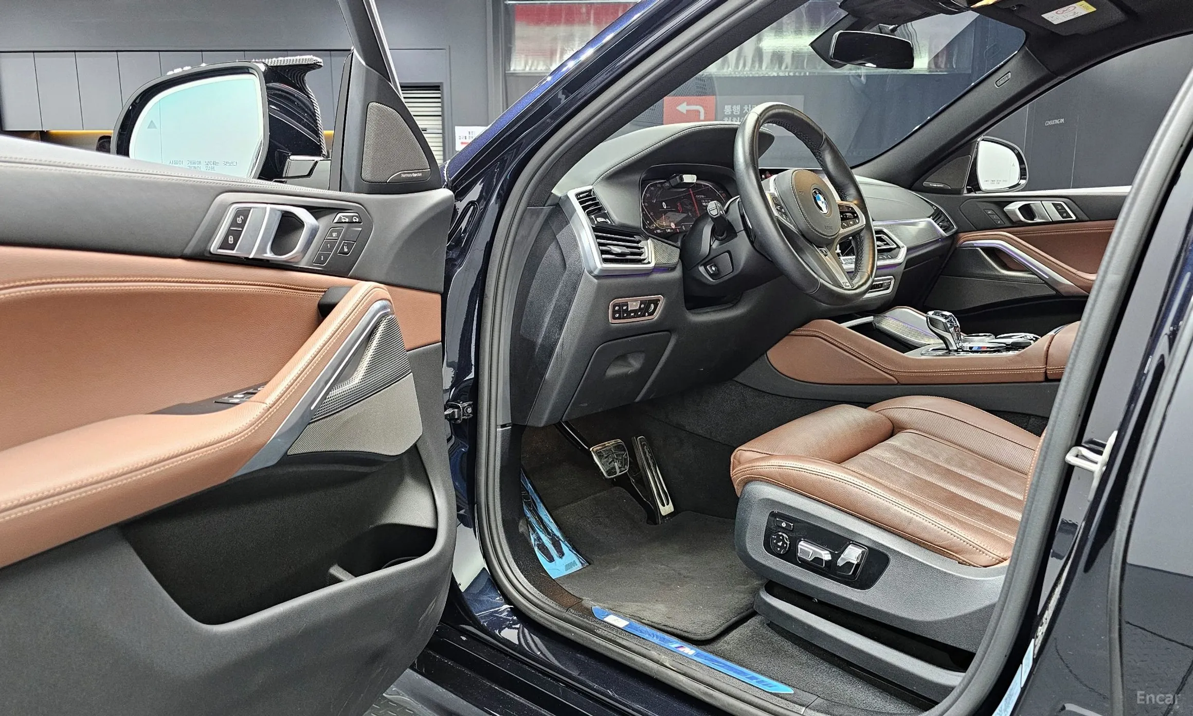 BMW X6 (G06) превью 10