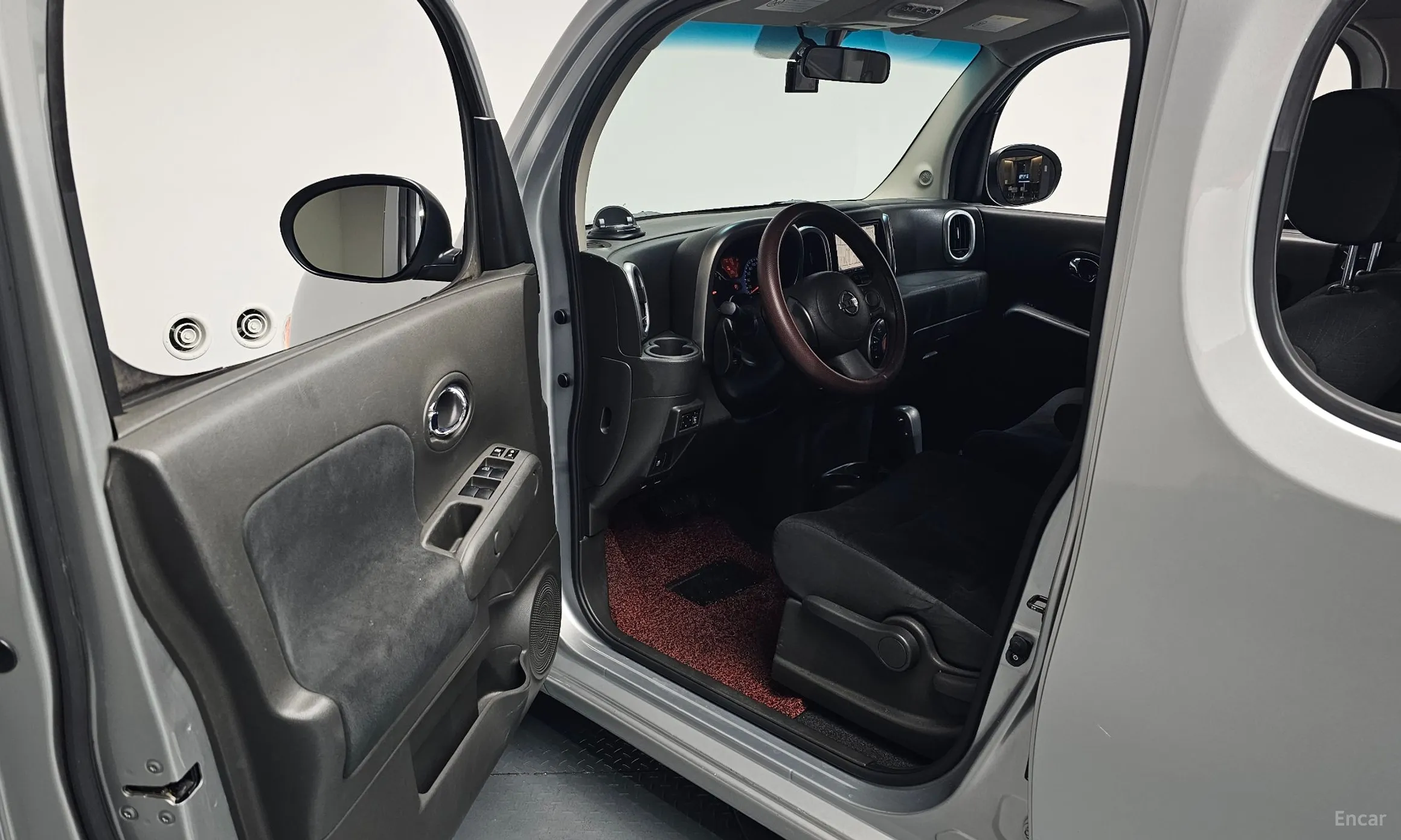 Nissan Cube превью 10