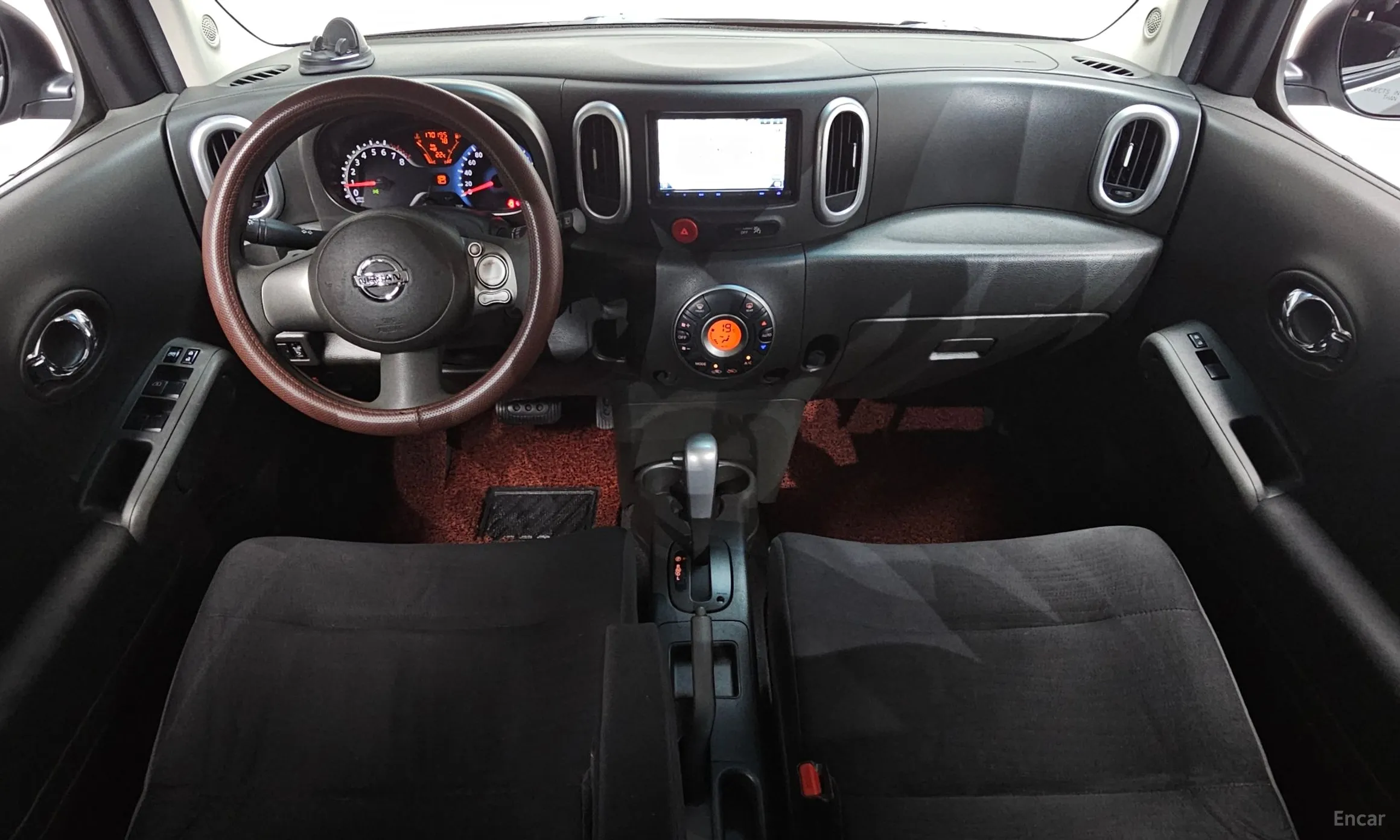 Nissan Cube превью 7