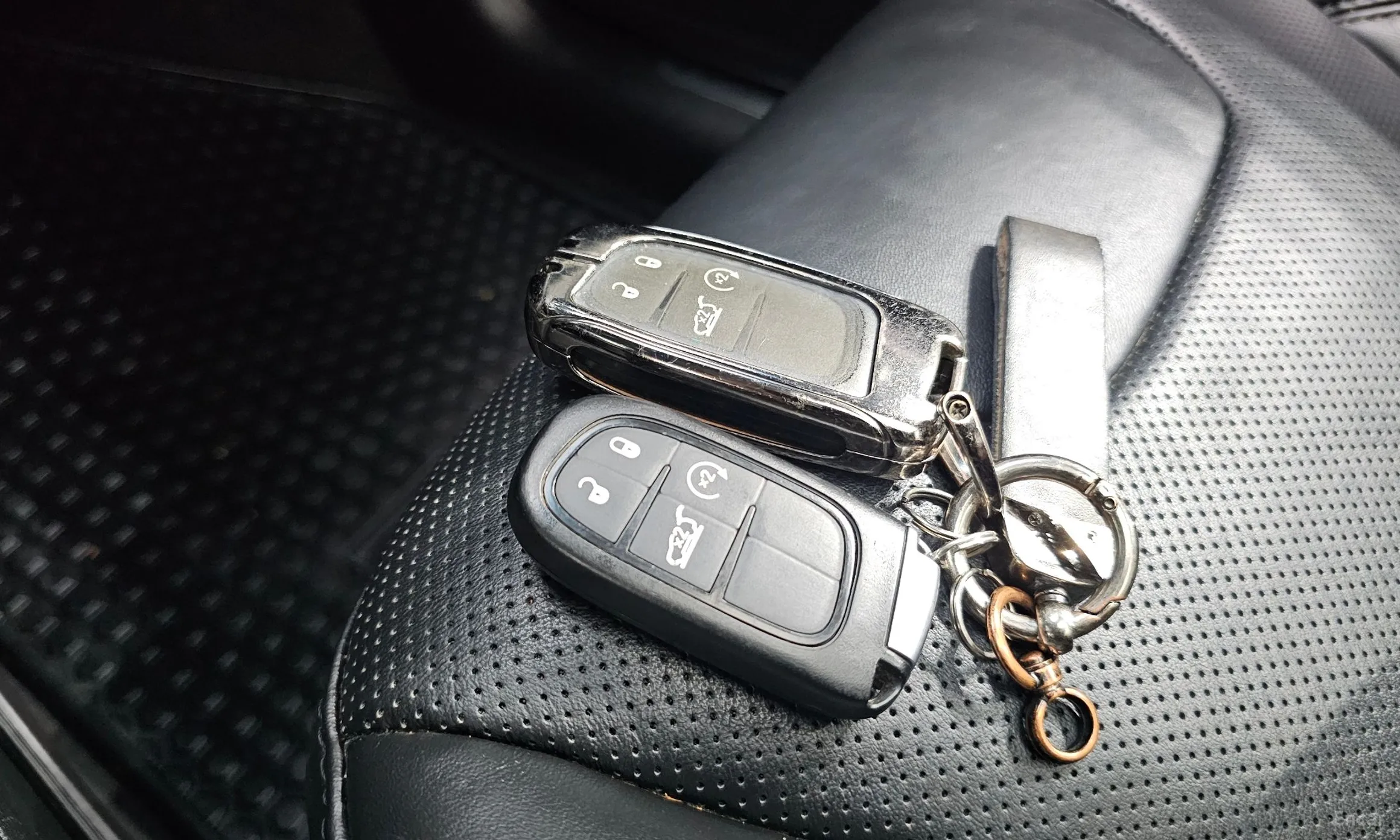 Jeep Cherokee (KL) превью 16