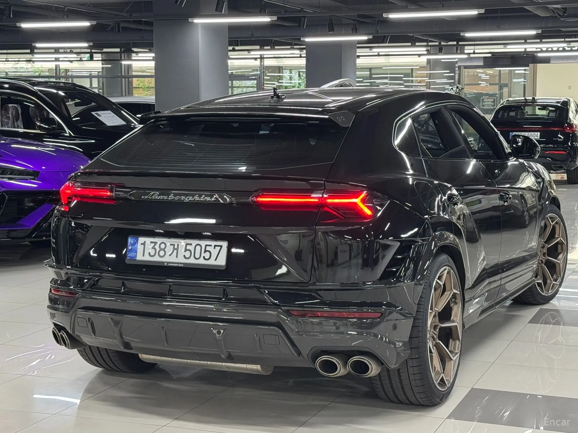 Lamborghini Urus превью 3