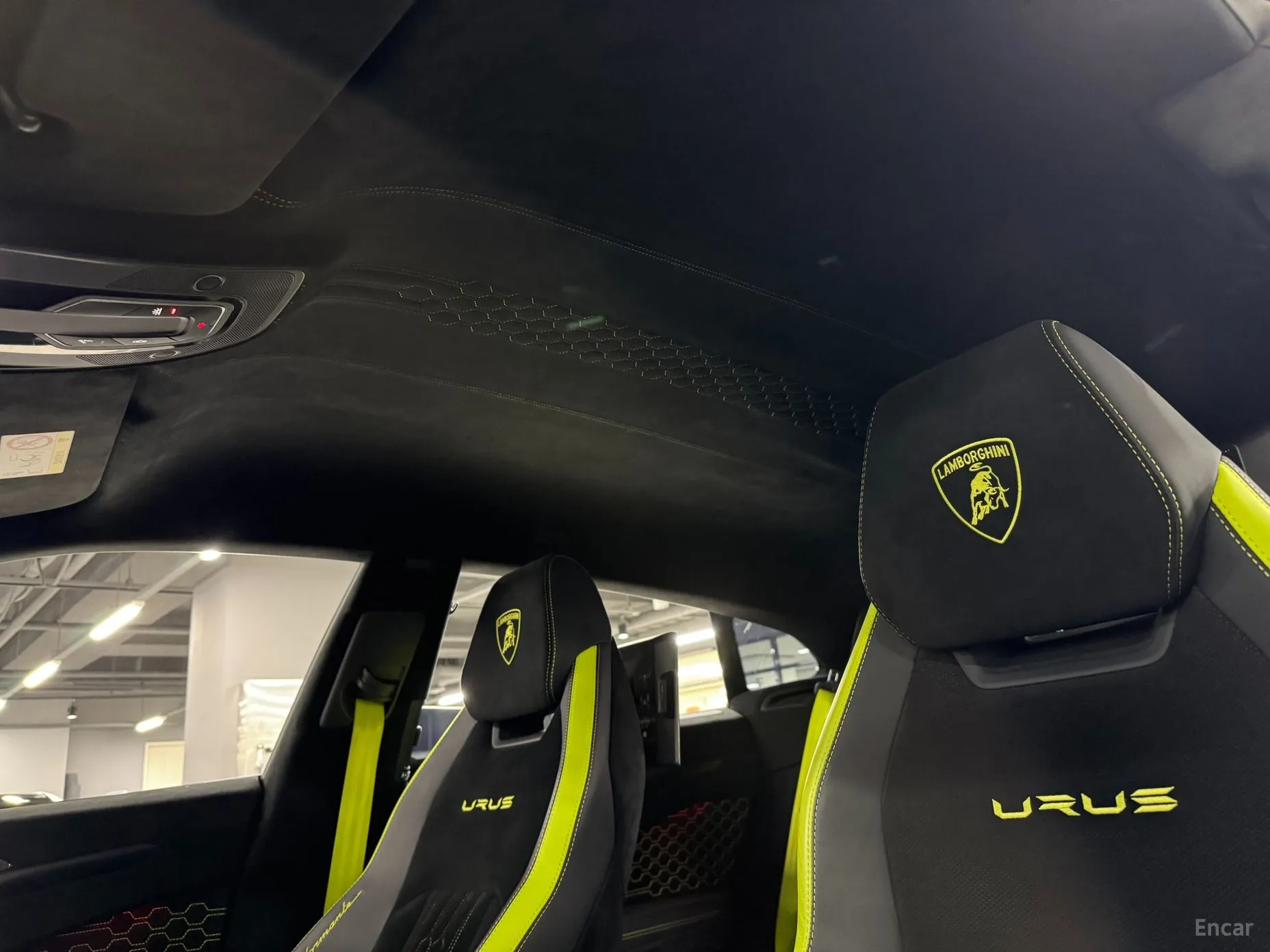 Lamborghini Urus превью 4