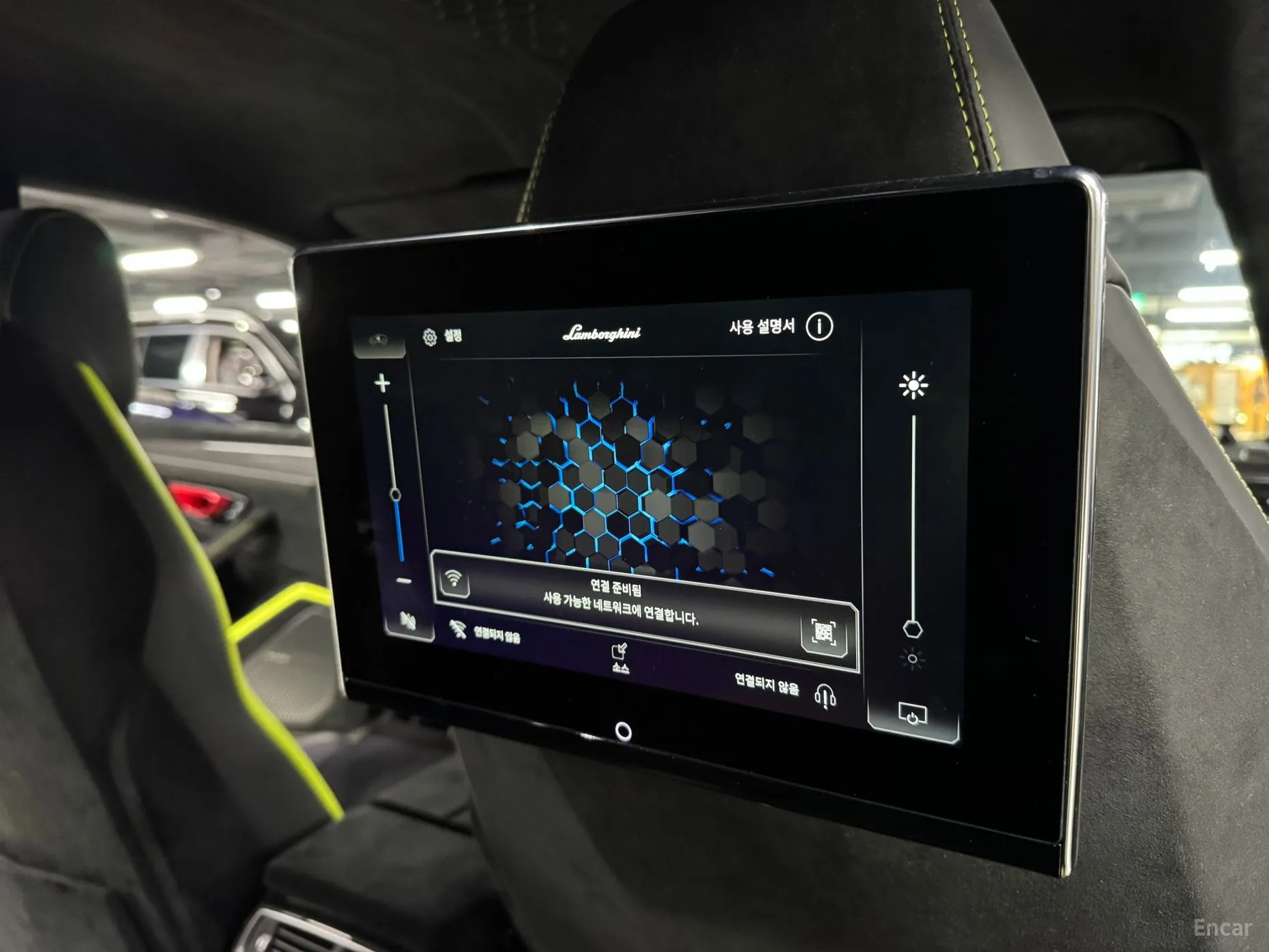 Lamborghini Urus превью 6