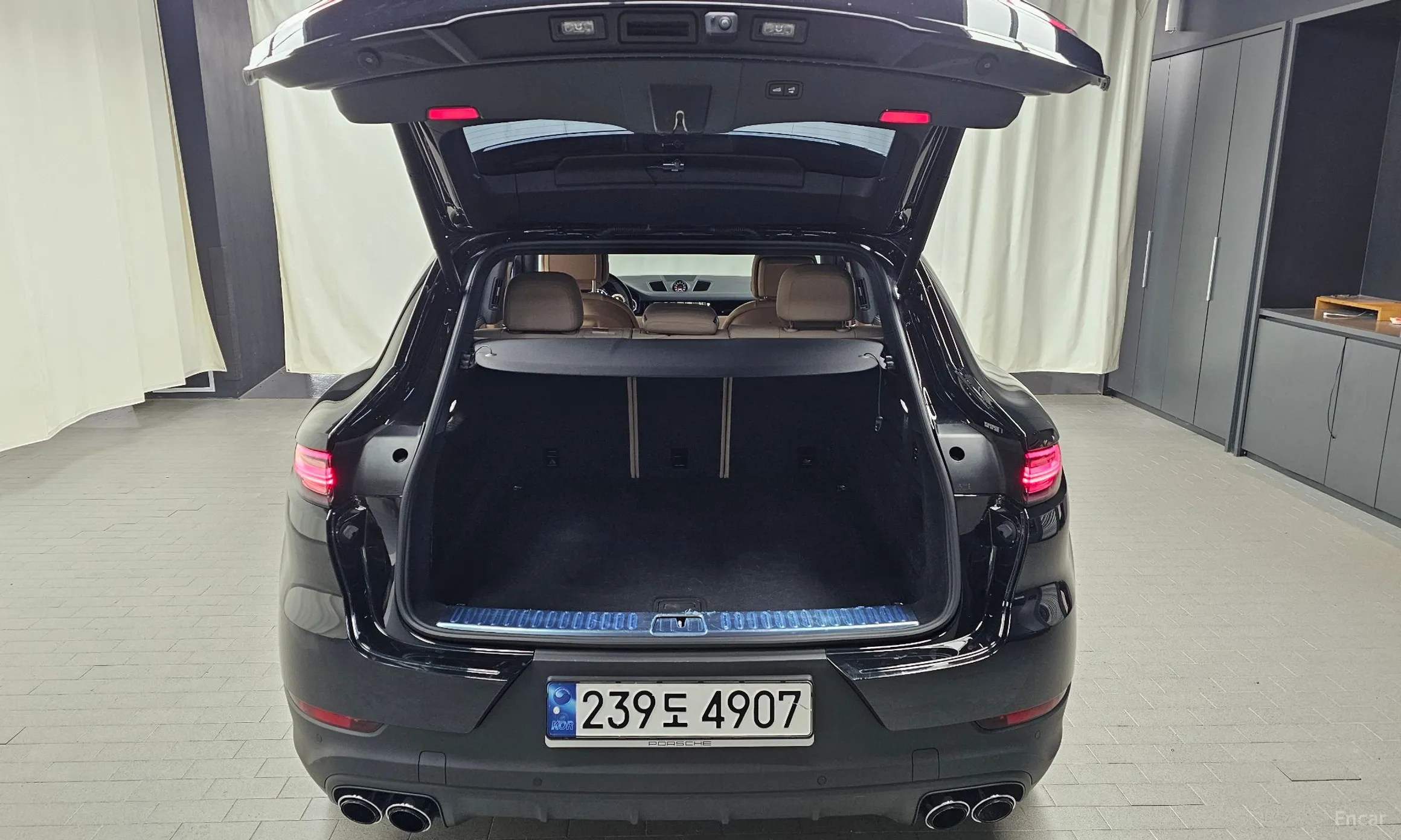 Porsche Cayenne (PO536) превью 20