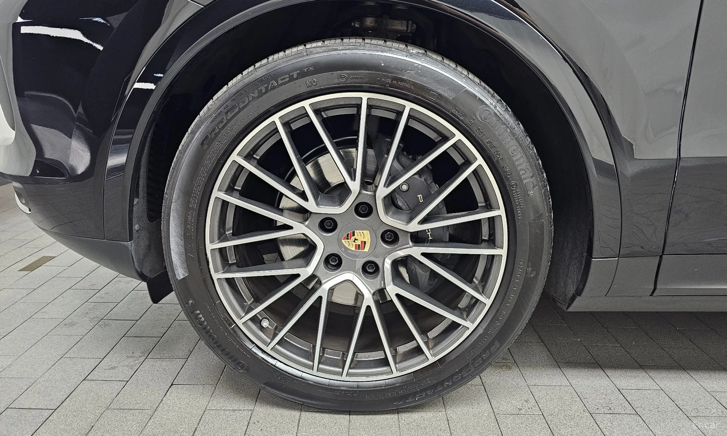 Porsche Cayenne (PO536) превью 5