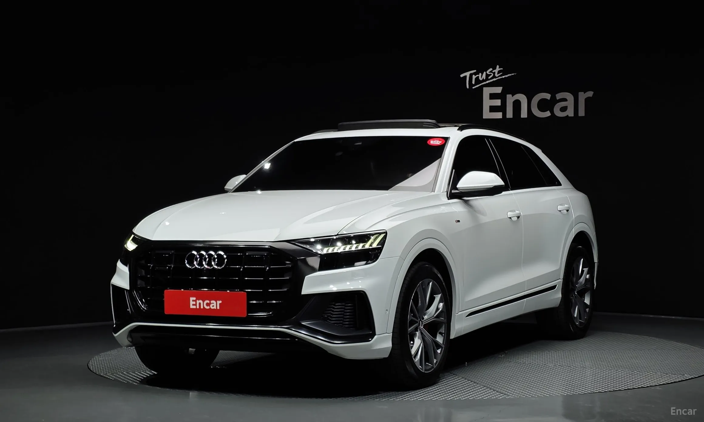Audi Q8 (4M)
