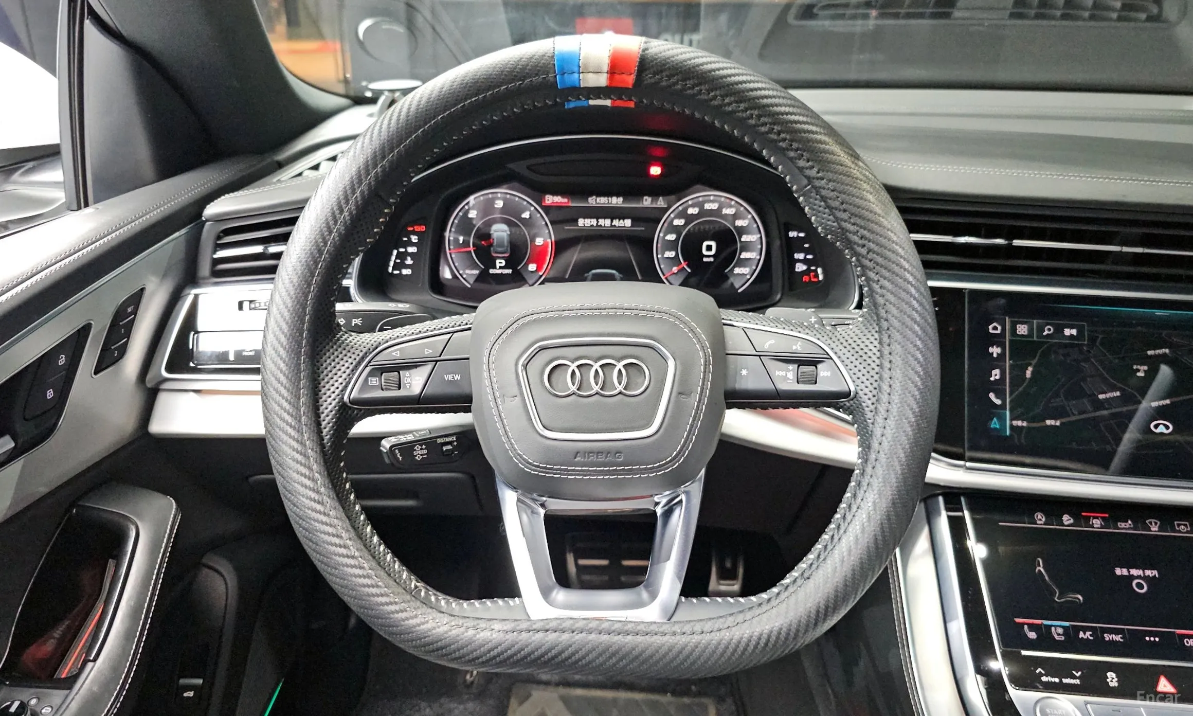 Audi Q8 (4M) превью 13