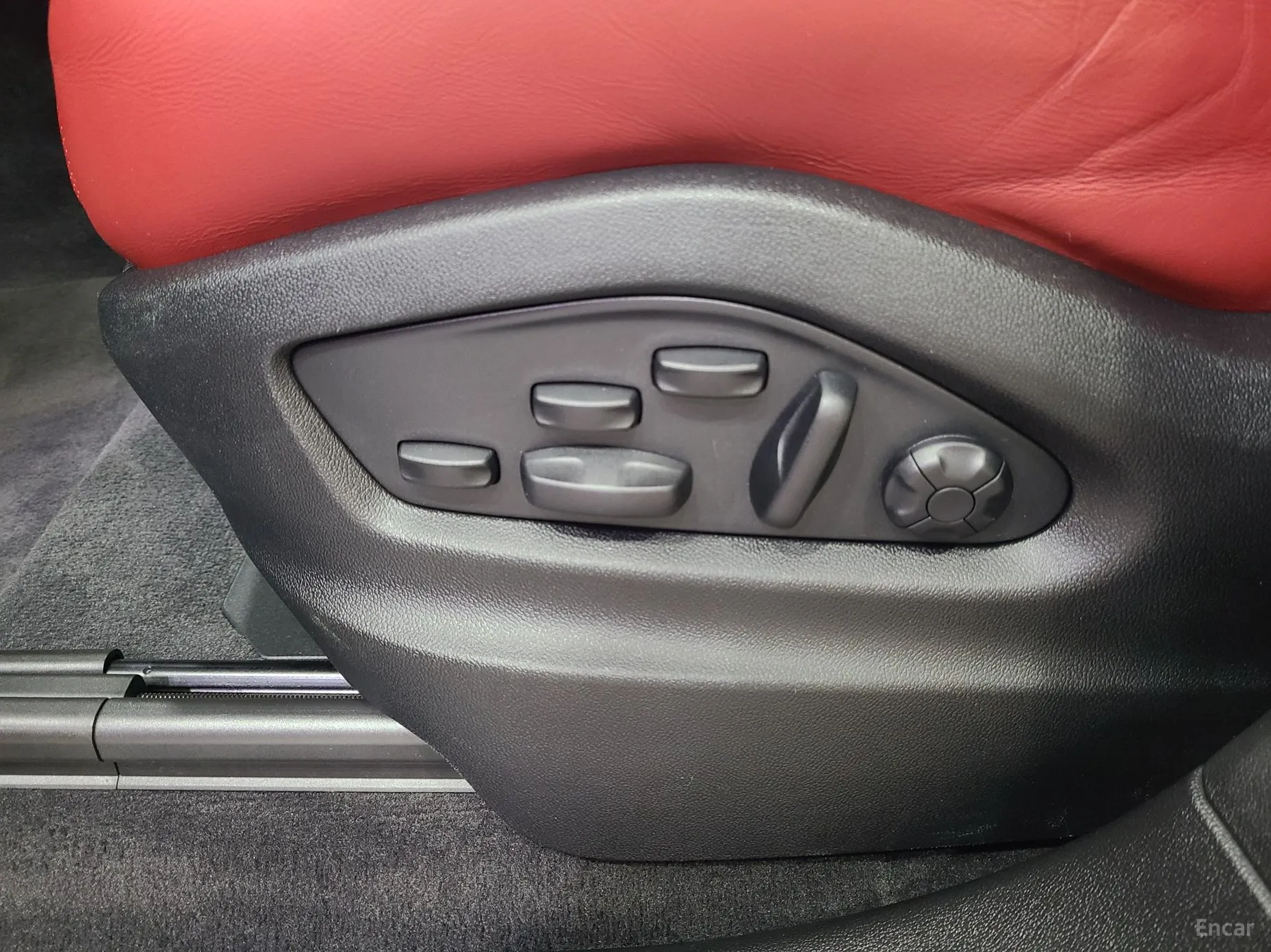 Porsche Cayenne (PO536) превью 13