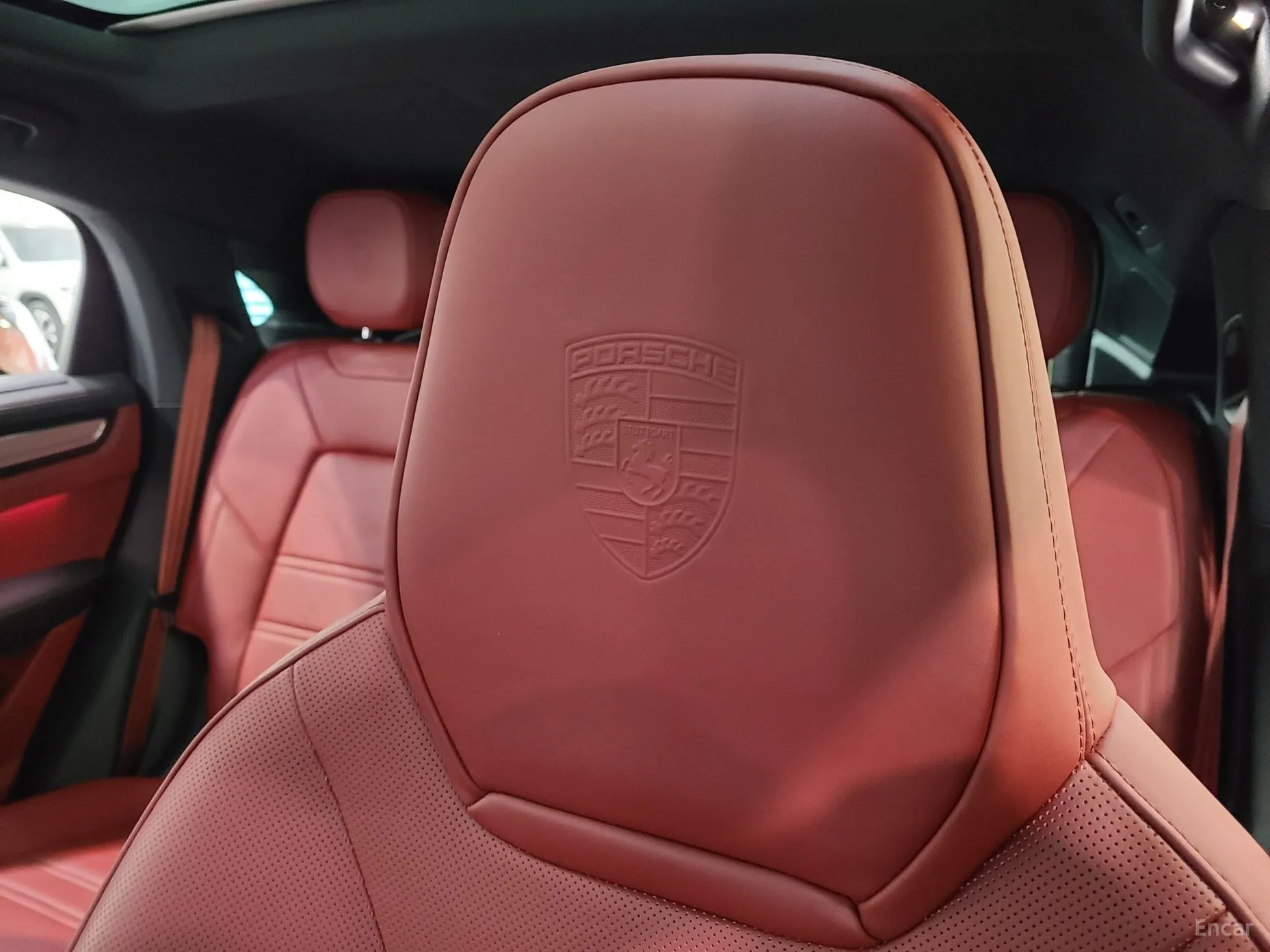 Porsche Cayenne (PO536) превью 14