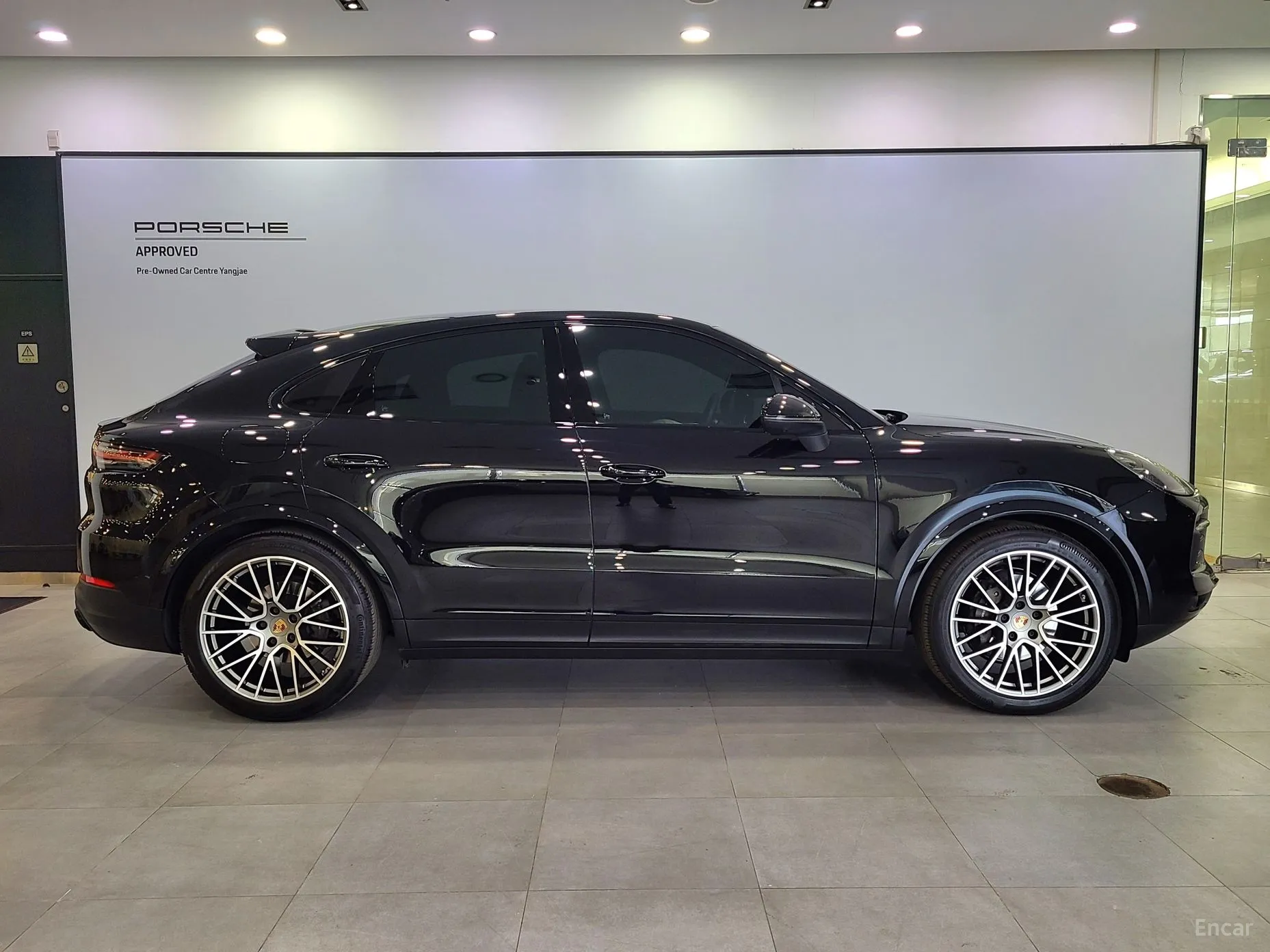 Porsche Cayenne (PO536) превью 5