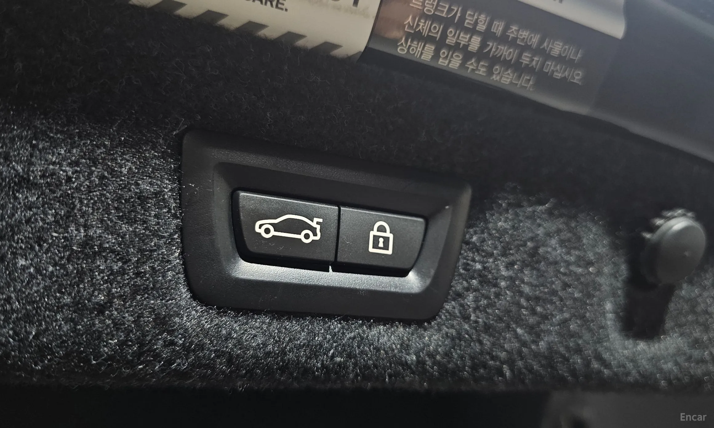 BMW 5 Series (G30) превью 20