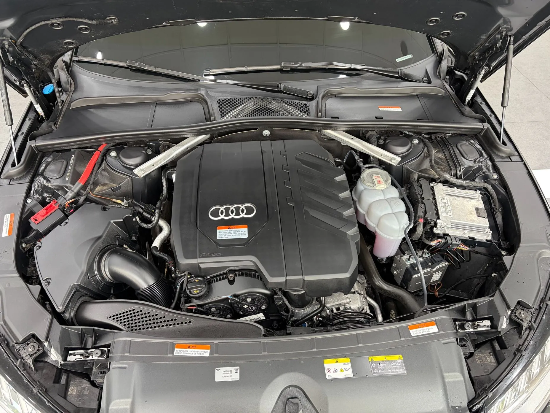 Audi A4 (B9) превью 6
