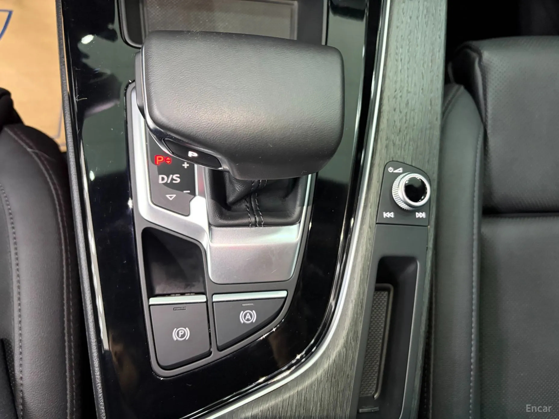 Audi A4 (B9) превью 9