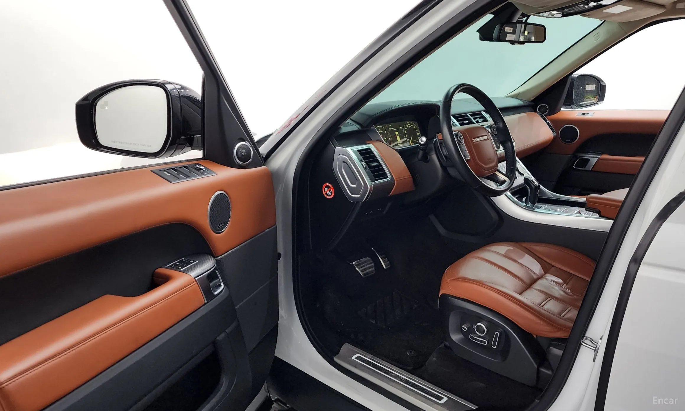 Land Rover Range Rover Sport 2nd Generation превью 10