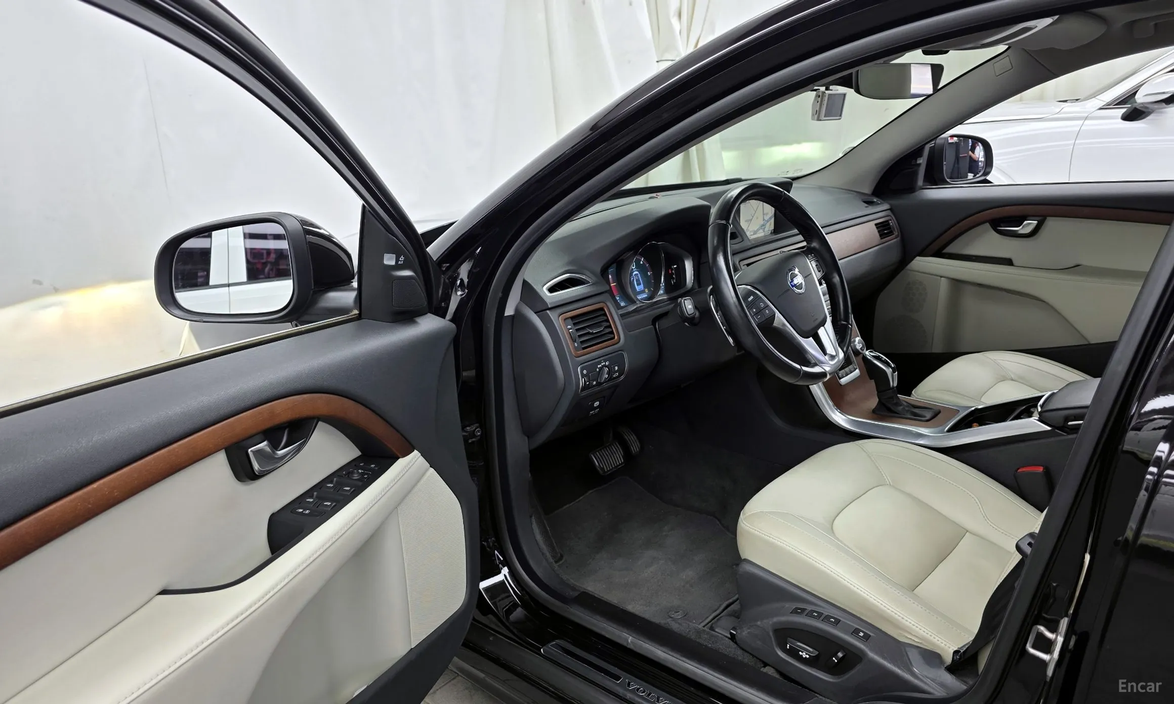 Volvo S80 превью 10