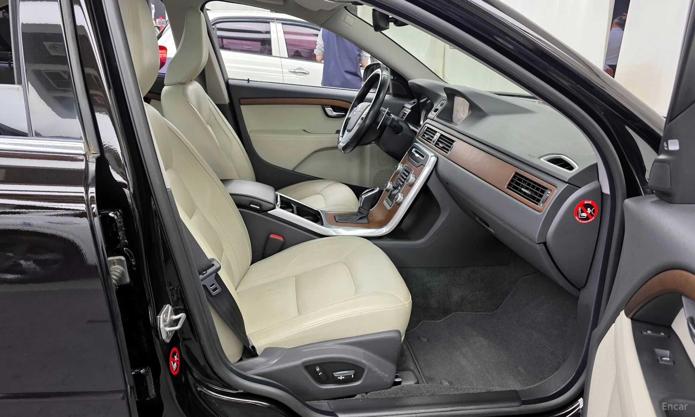 Volvo S80 превью 11