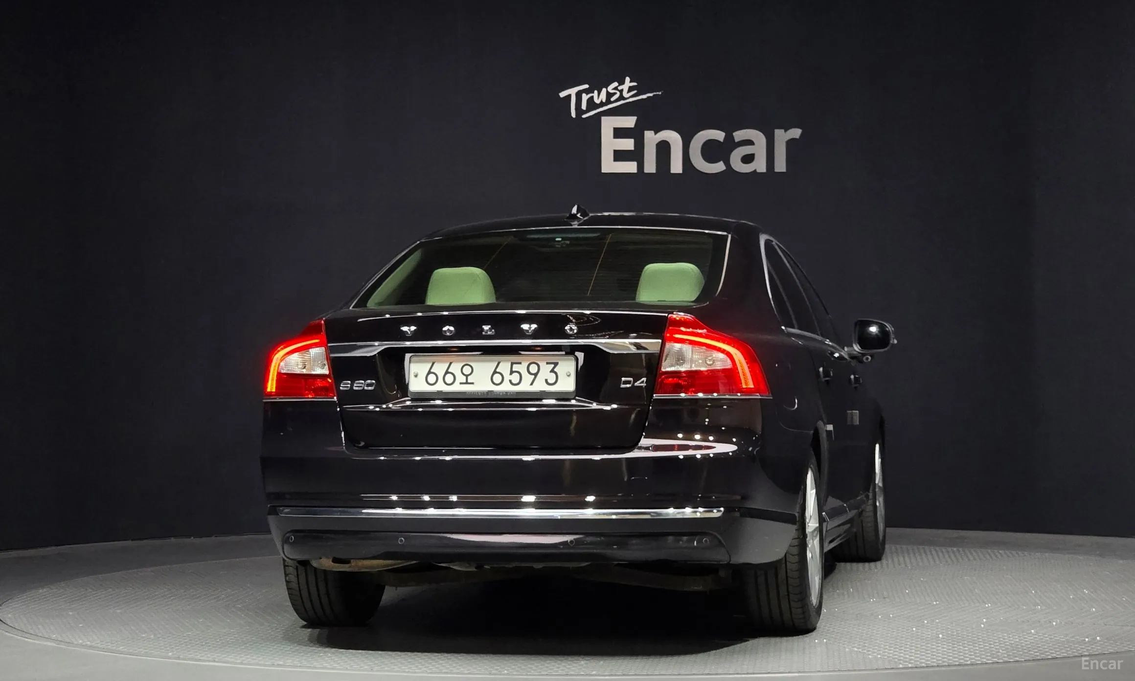 Volvo S80 превью 4