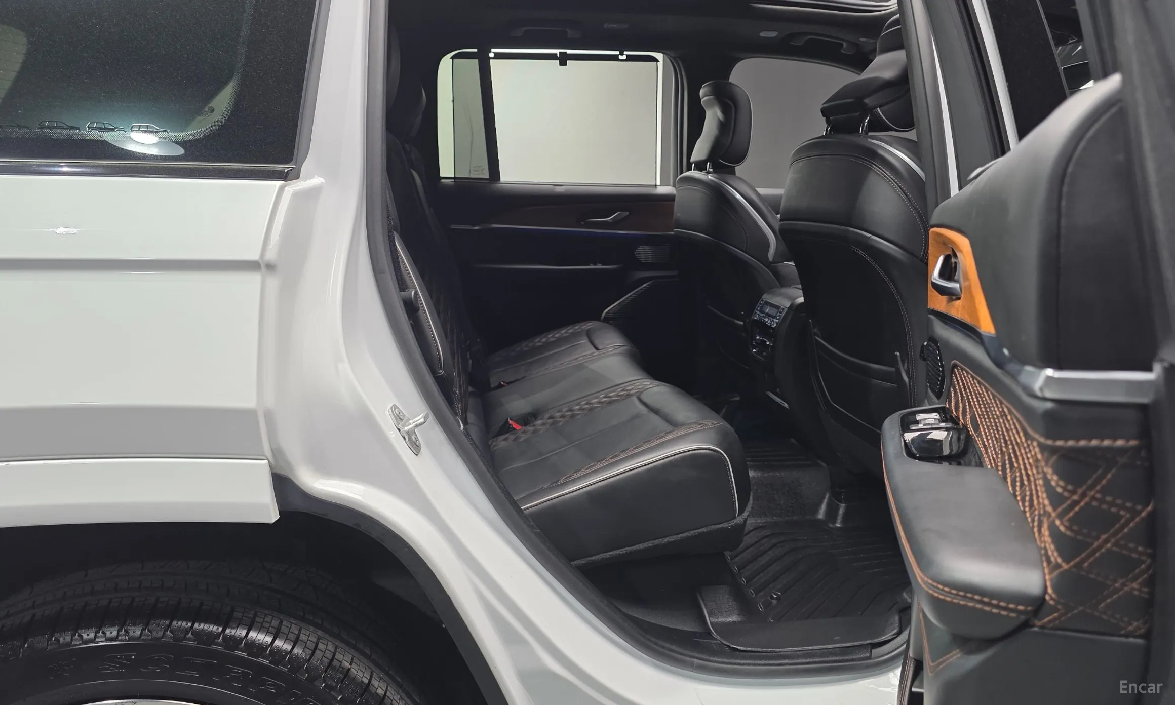 Jeep Grand Cherokee (WL) превью 12