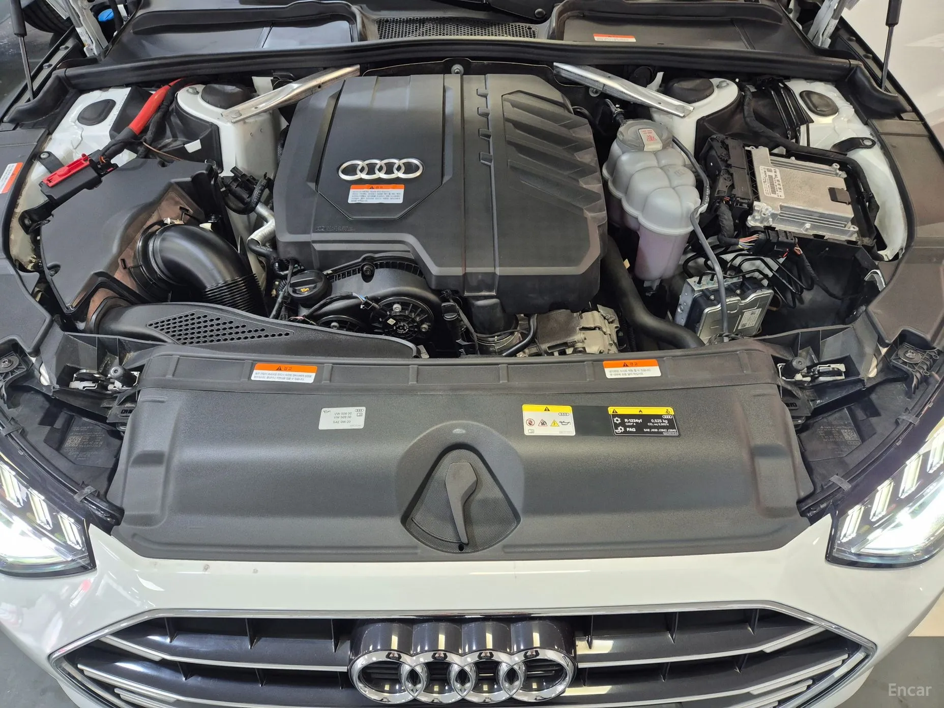 Audi A4 (B9) превью 6