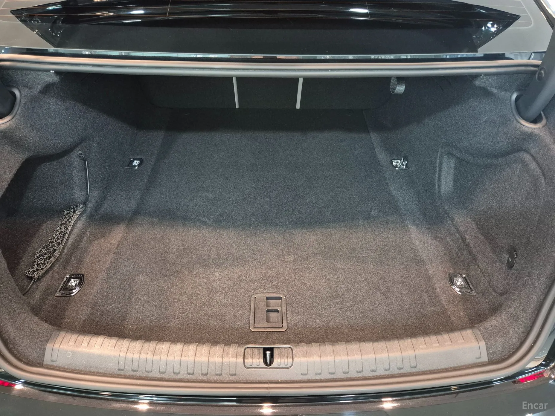 Audi A6 (C8) превью 19