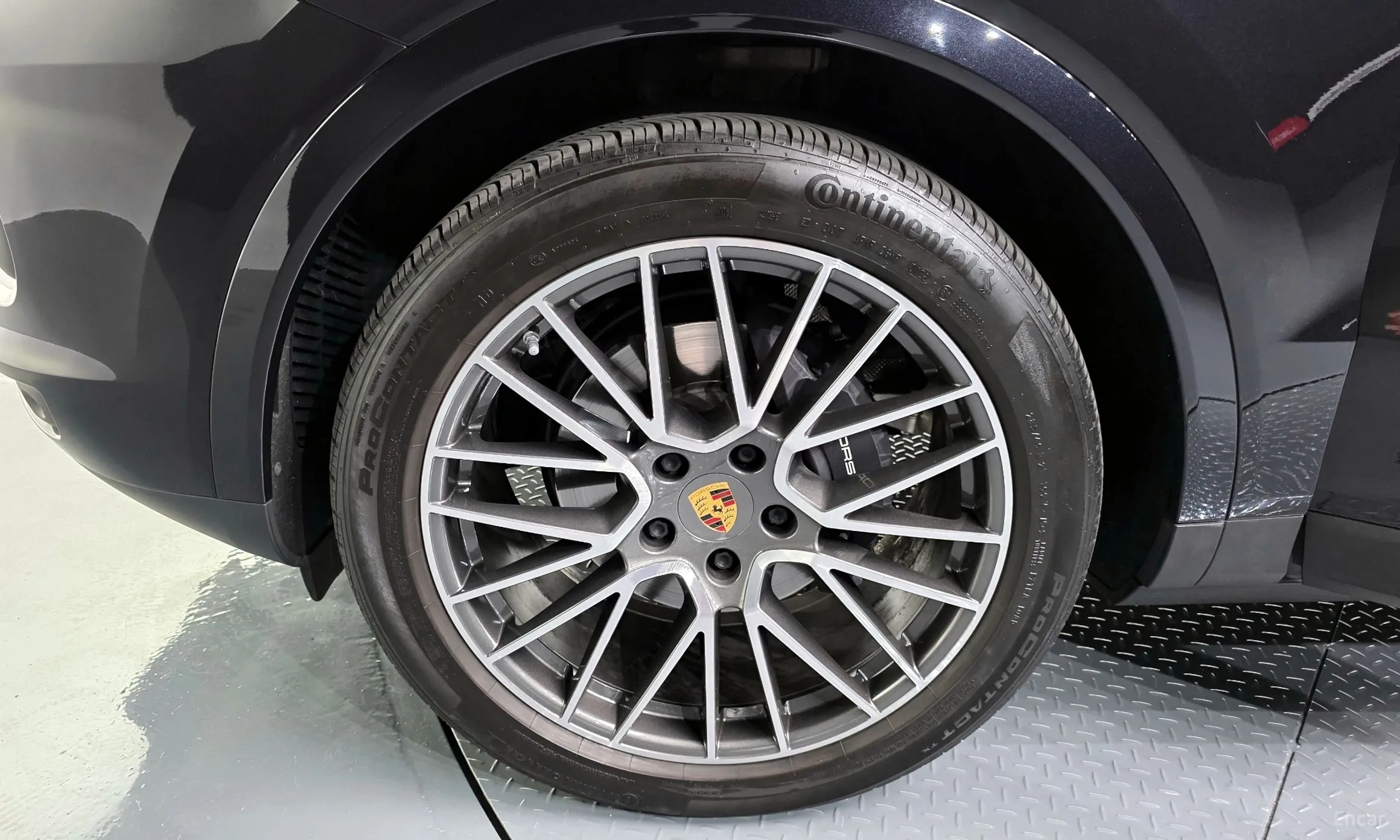 Porsche Cayenne (PO536) превью 5