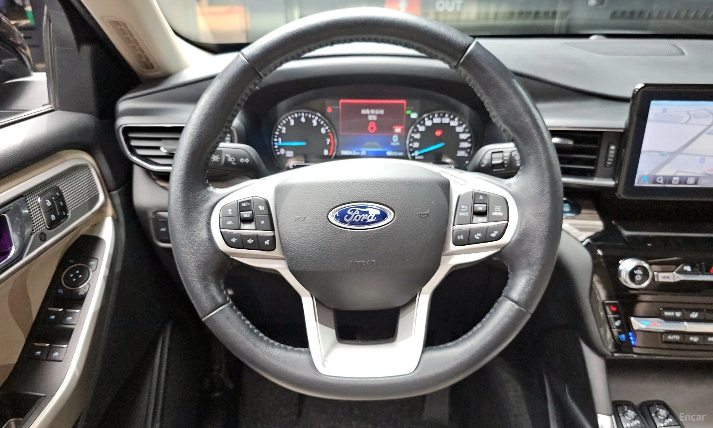 Ford Explorer 6th Generation превью 13