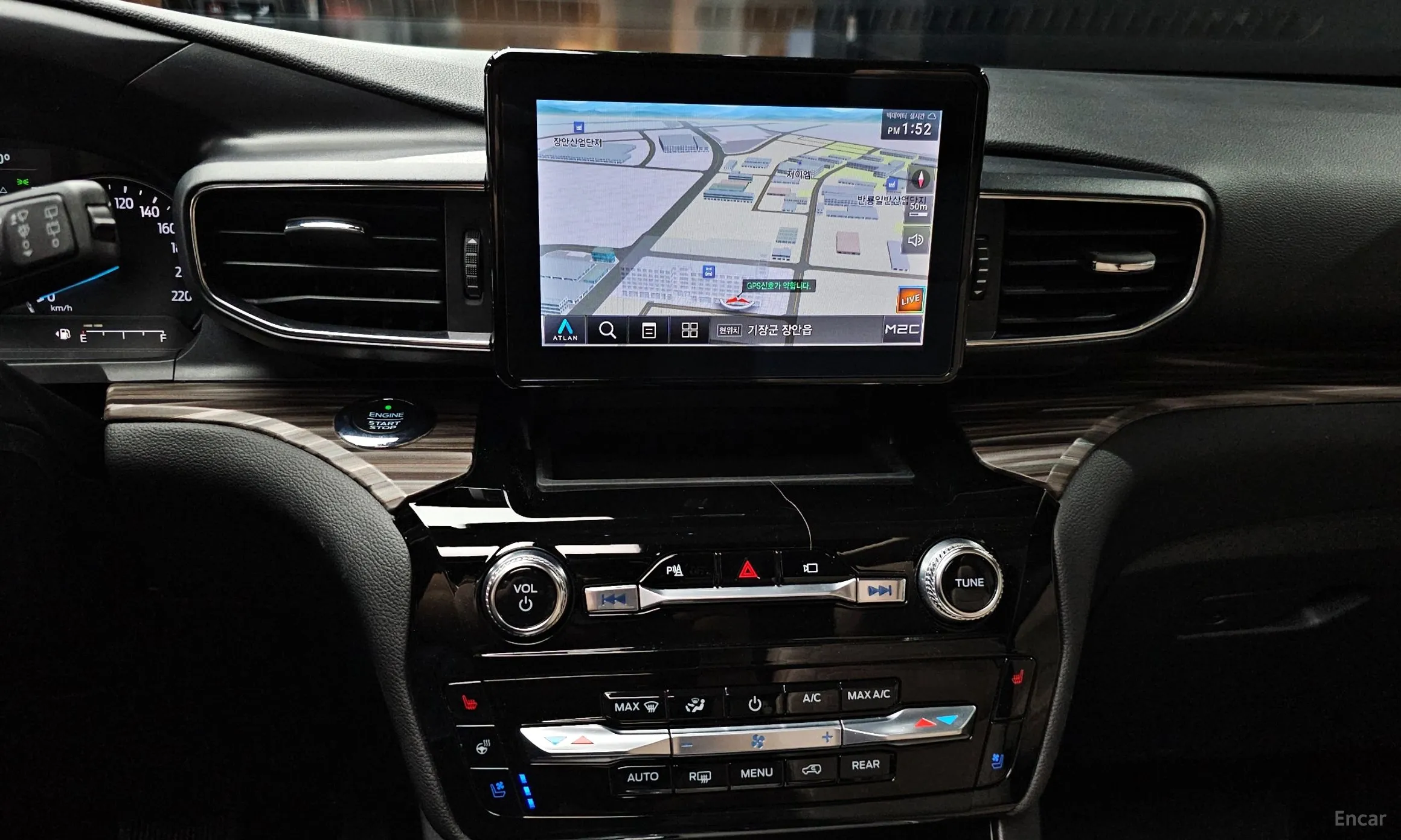 Ford Explorer 6th Generation превью 16